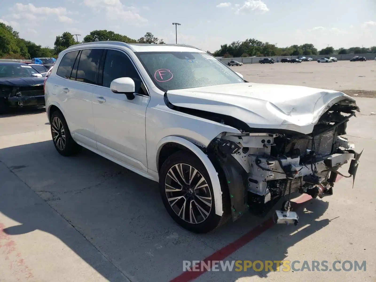 1 Photograph of a damaged car YV4102PKXL1608465 VOLVO XC90 2020