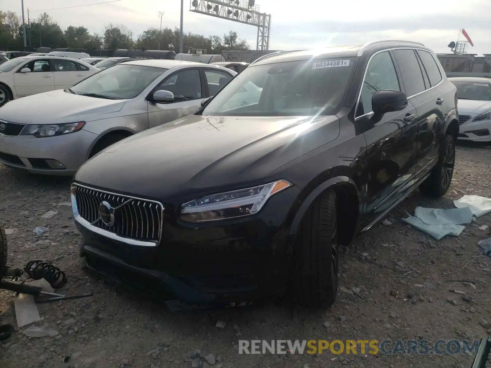 2 Photograph of a damaged car YV4102PKXL1619899 VOLVO XC90 2020