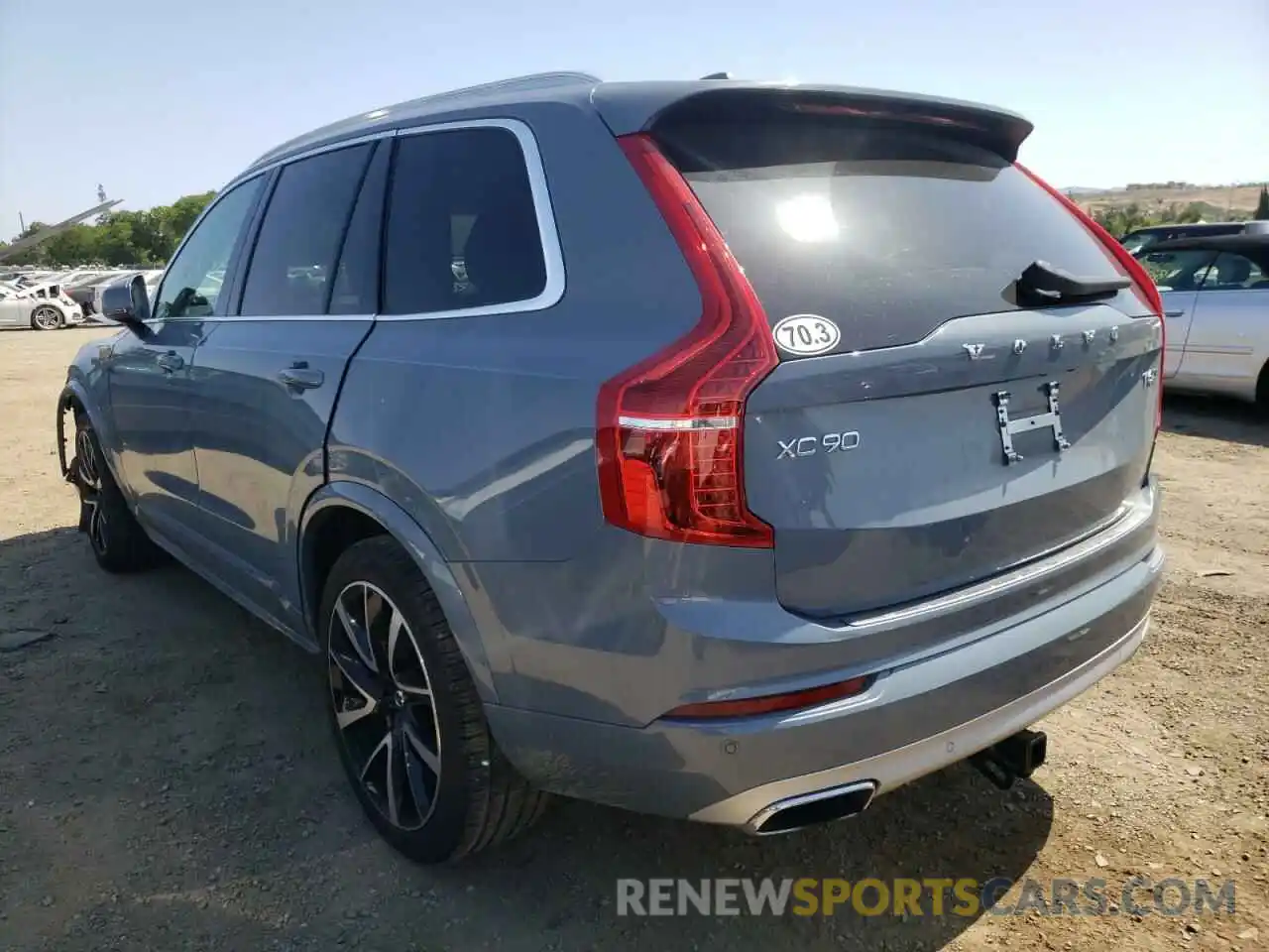 3 Photograph of a damaged car YV4A221K0L1593509 VOLVO XC90 2020