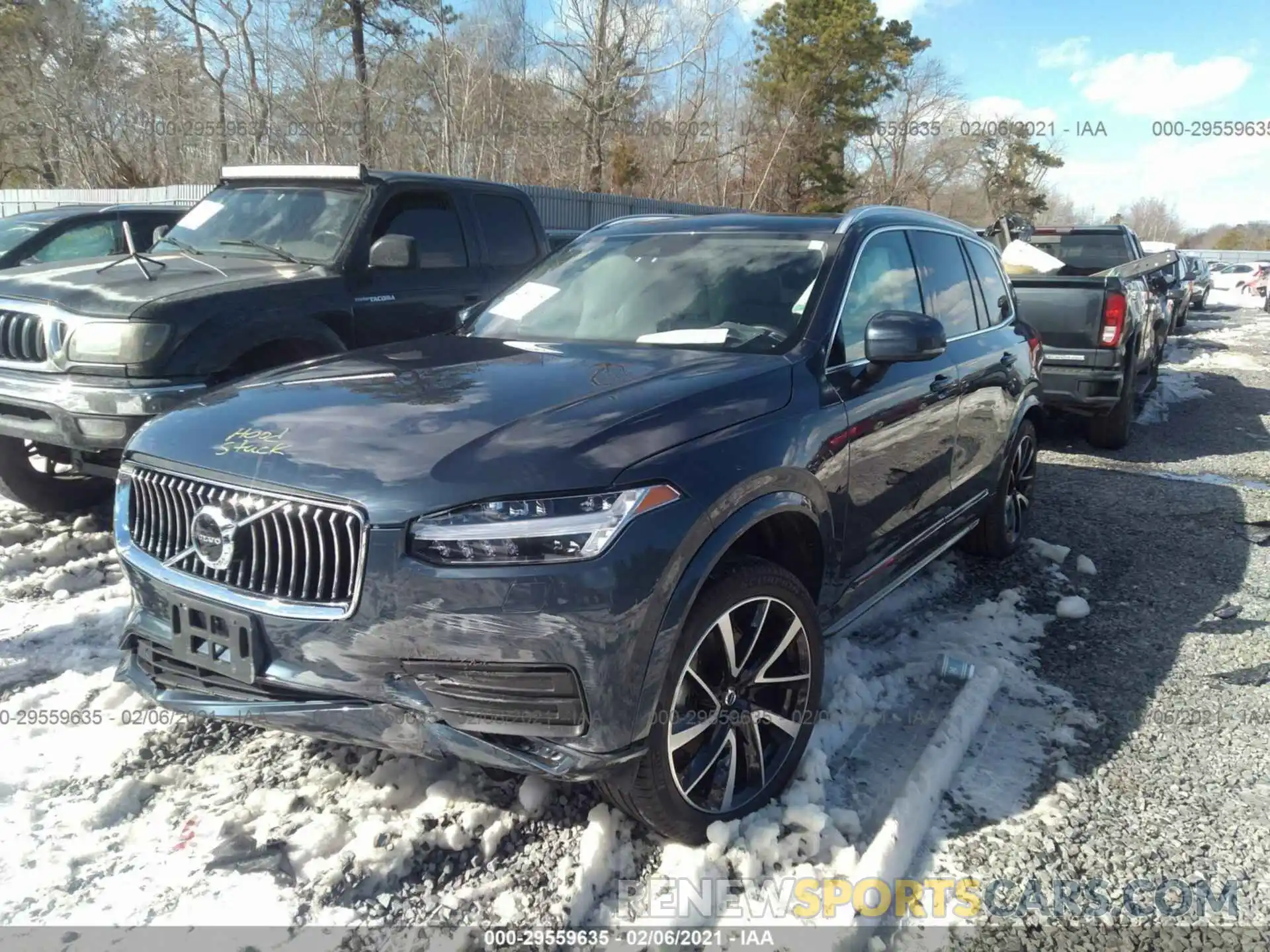 2 Photograph of a damaged car YV4A221K4L1555426 VOLVO XC90 2020