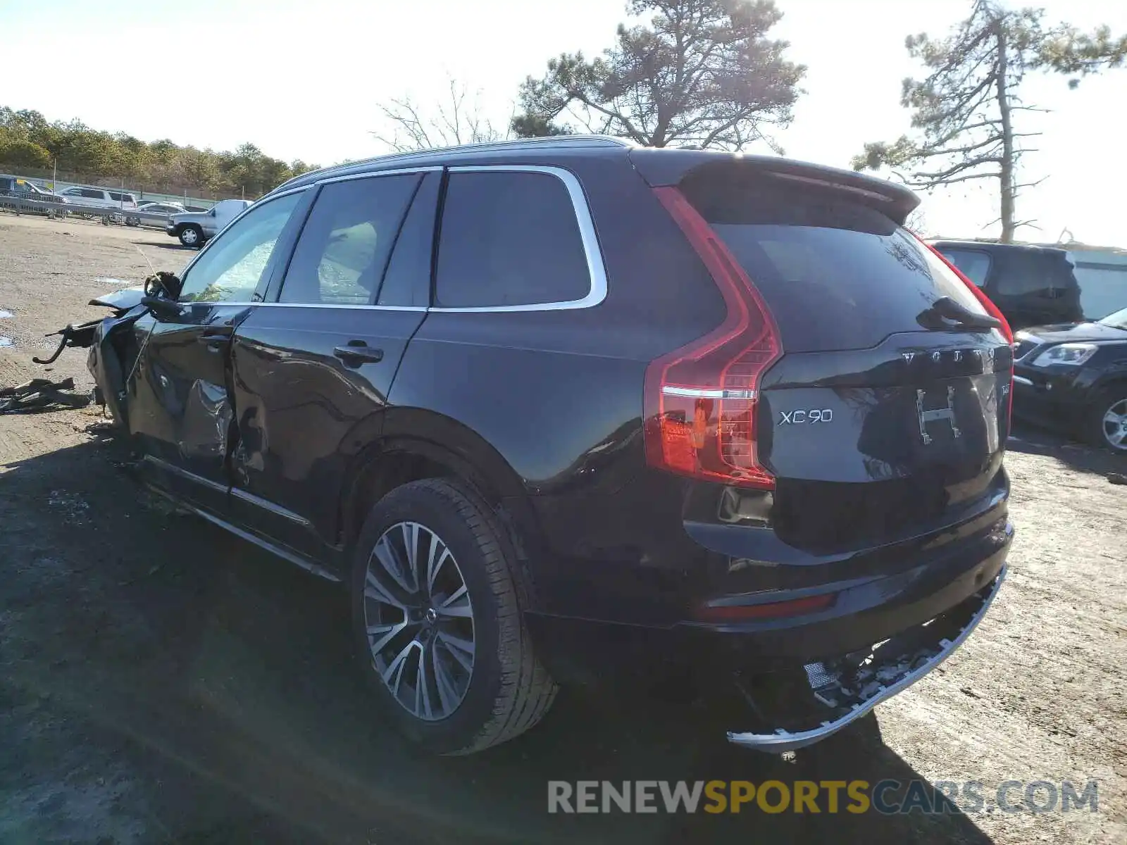 3 Photograph of a damaged car YV4A221K4L1586353 VOLVO XC90 2020