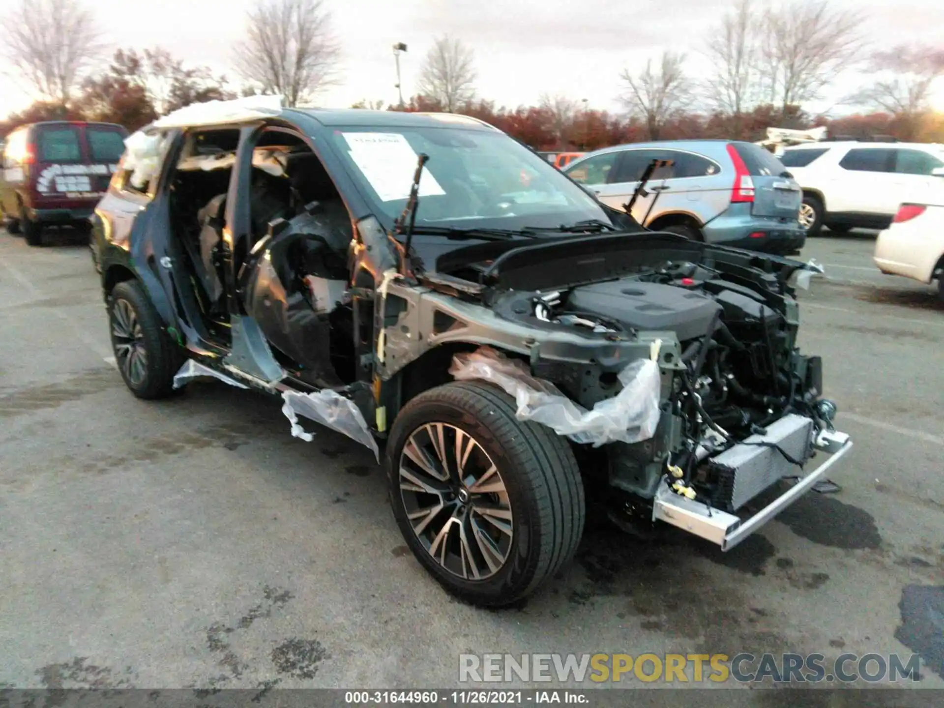 1 Photograph of a damaged car YV4A221K4L1598745 VOLVO XC90 2020