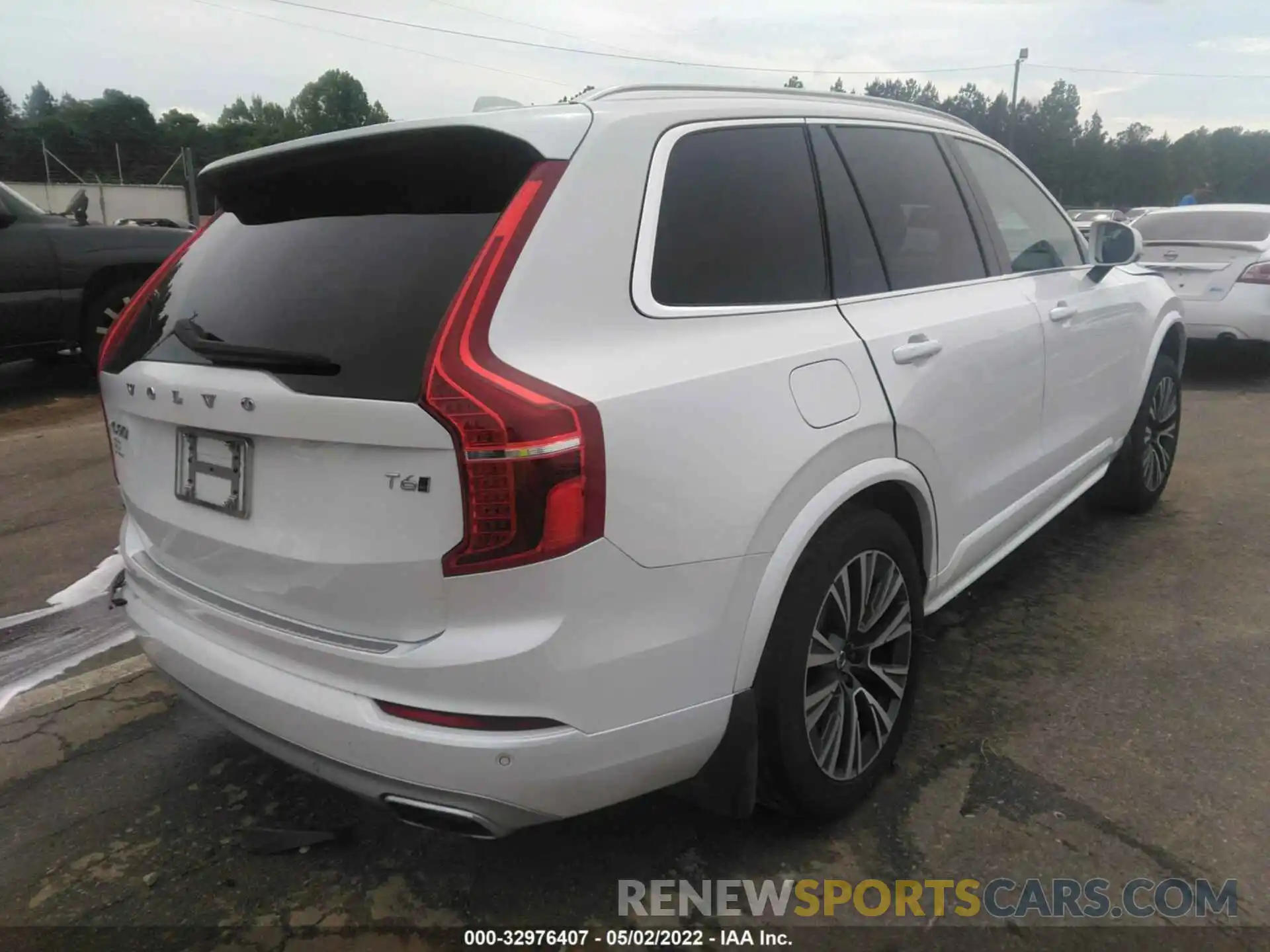 4 Фотография поврежденного автомобиля YV4A221K7L1562869 VOLVO XC90 2020