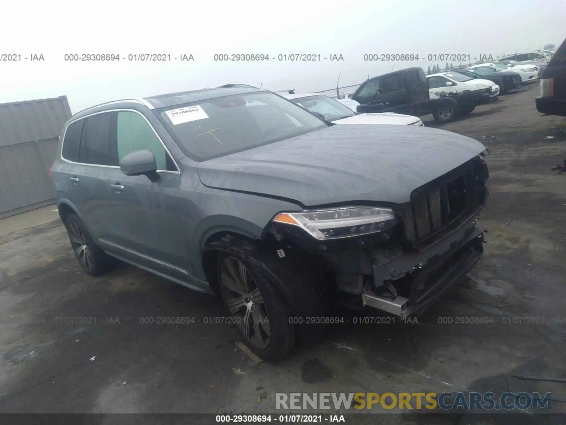 1 Photograph of a damaged car YV4A221L2L1535846 VOLVO XC90 2020