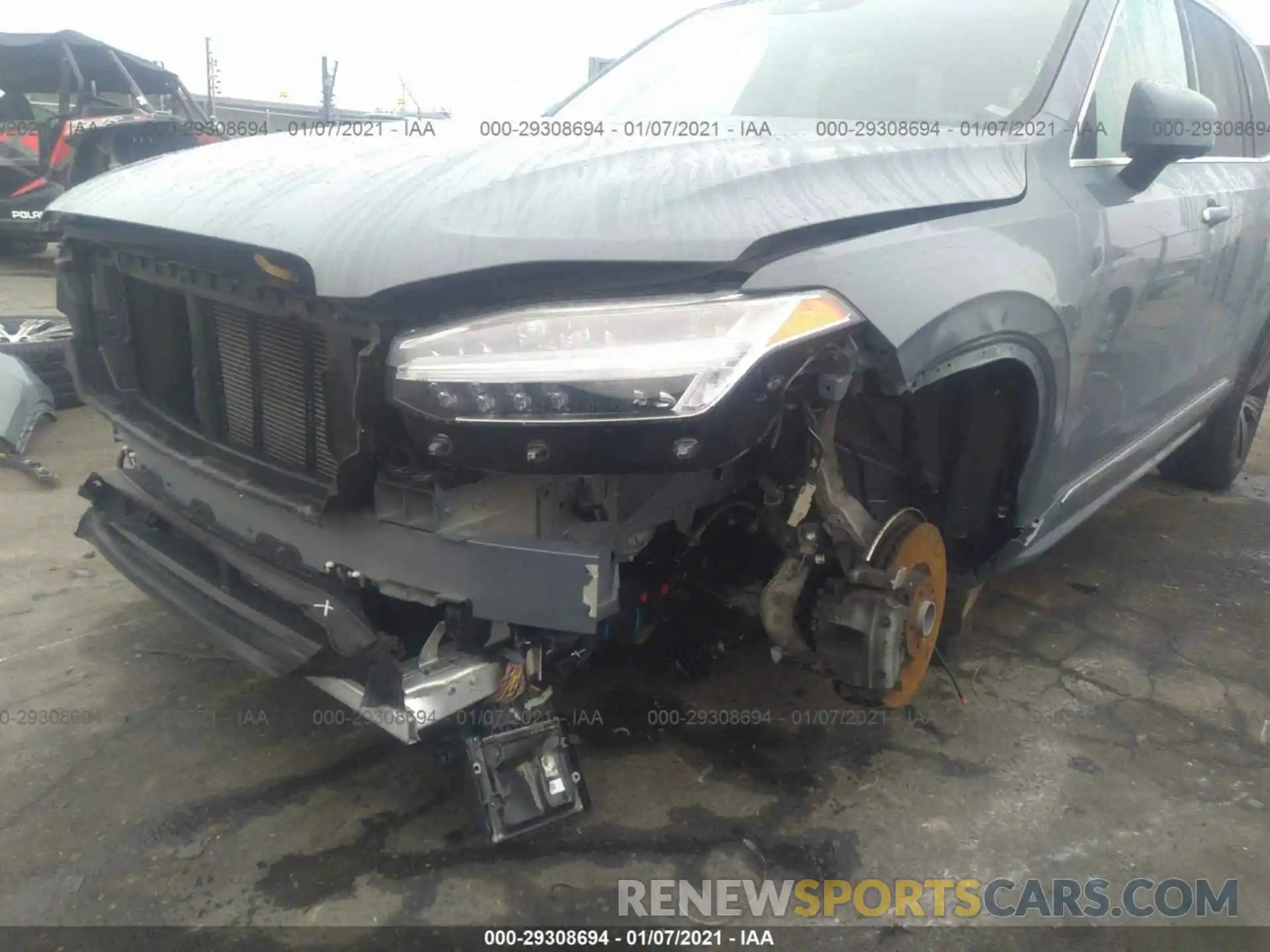 6 Photograph of a damaged car YV4A221L2L1535846 VOLVO XC90 2020