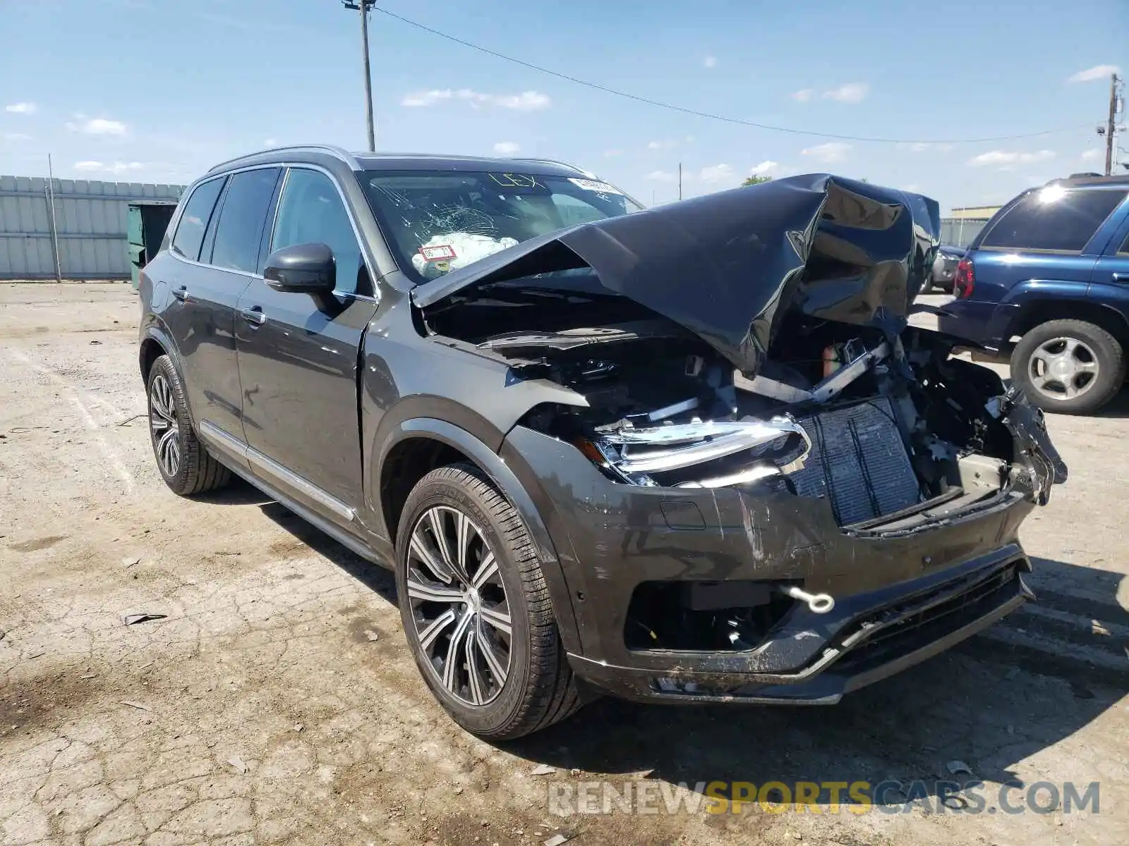 1 Photograph of a damaged car YV4A221L2L1551836 VOLVO XC90 2020