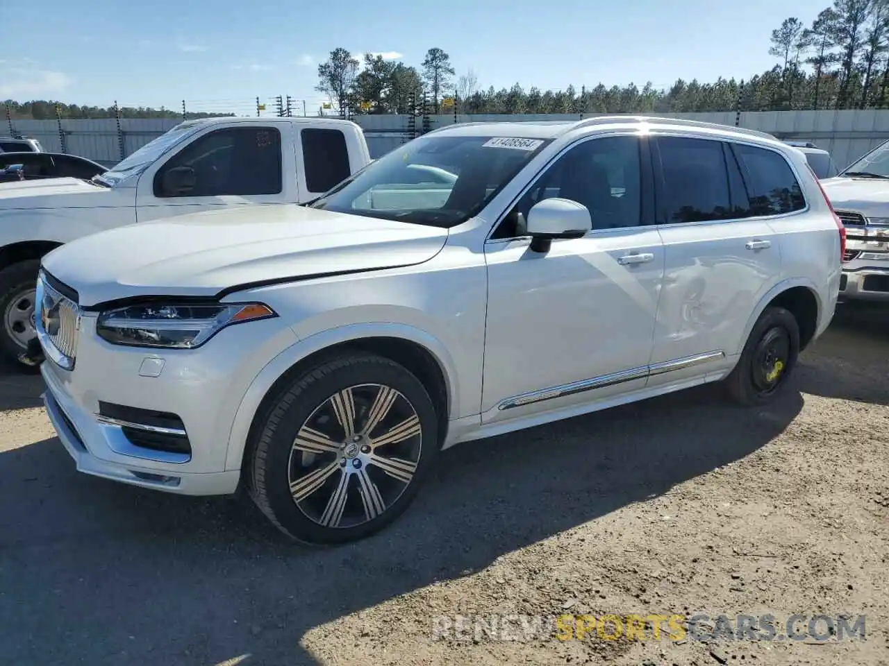 1 Photograph of a damaged car YV4A221L2L1554073 VOLVO XC90 2020