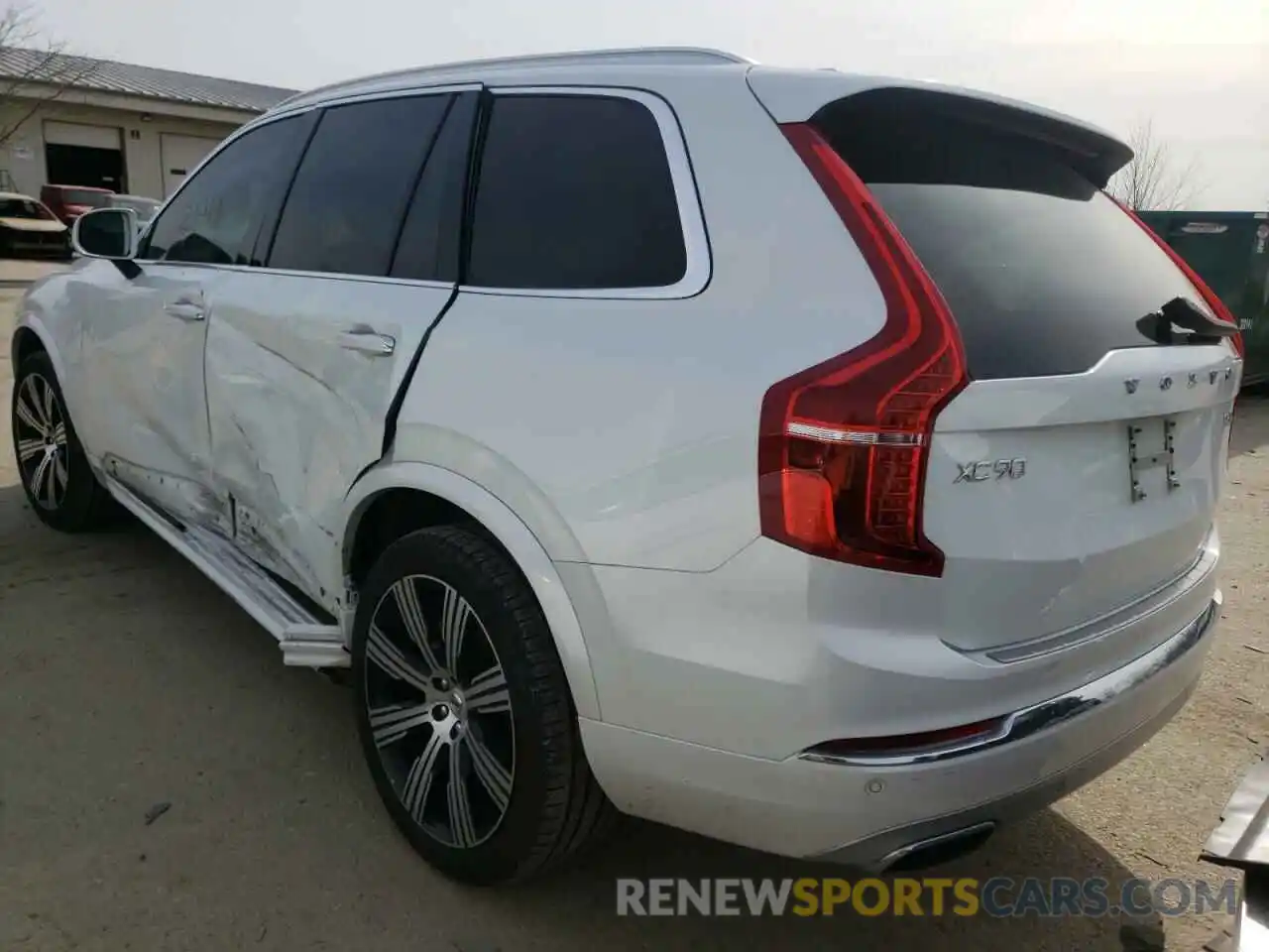 3 Photograph of a damaged car YV4A221L4L1543415 VOLVO XC90 2020