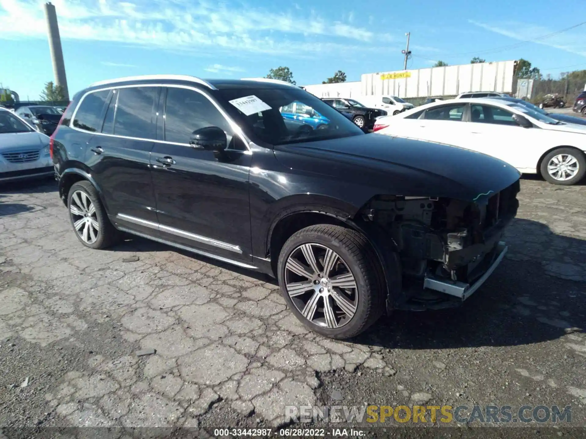 1 Photograph of a damaged car YV4A221L5L1551863 VOLVO XC90 2020