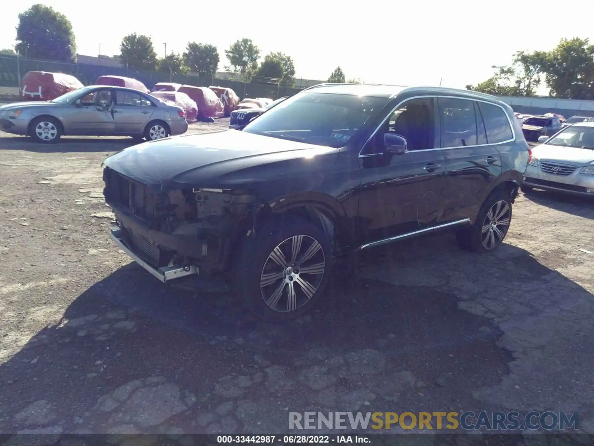 2 Photograph of a damaged car YV4A221L5L1551863 VOLVO XC90 2020