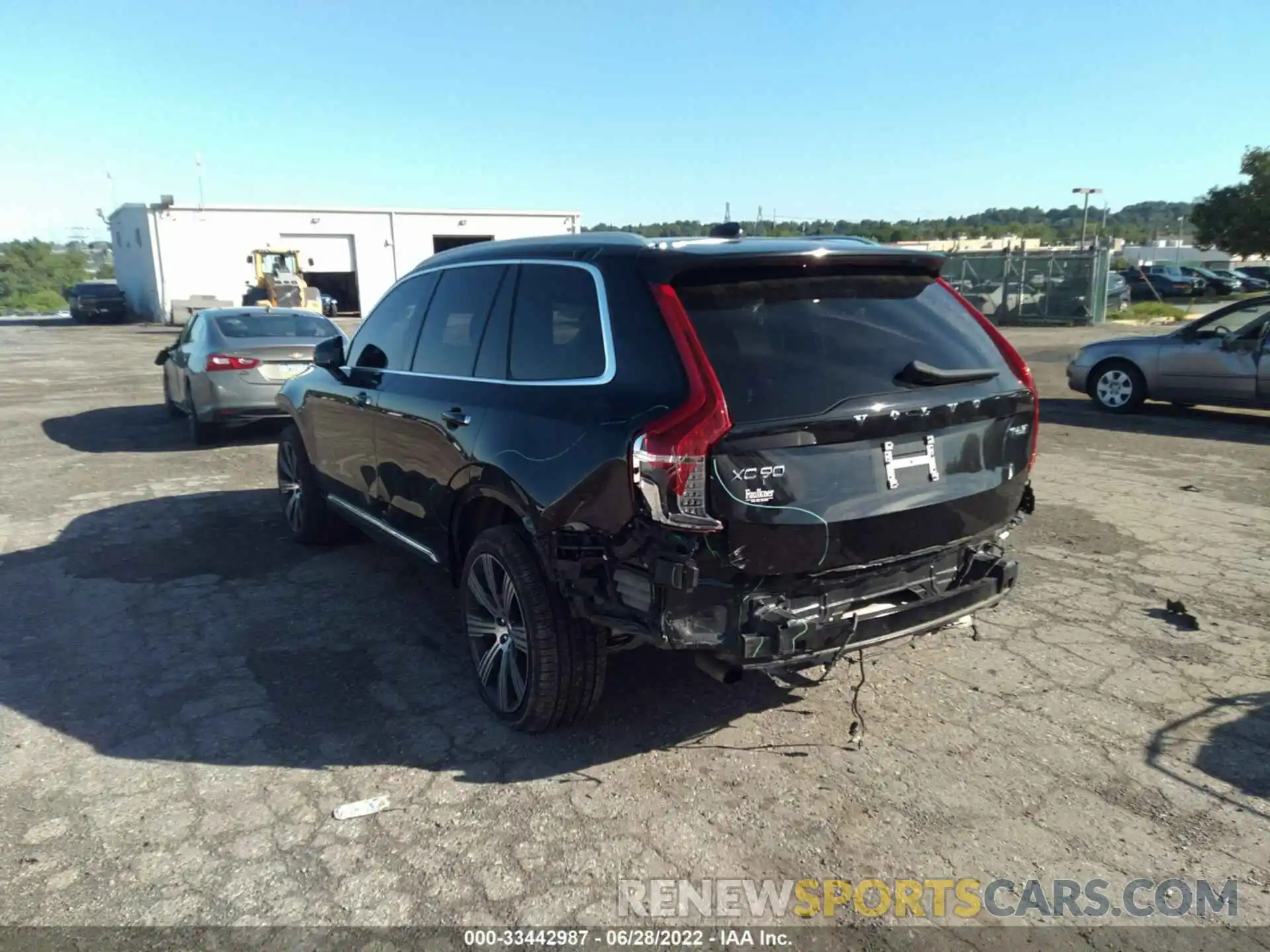 6 Photograph of a damaged car YV4A221L5L1551863 VOLVO XC90 2020