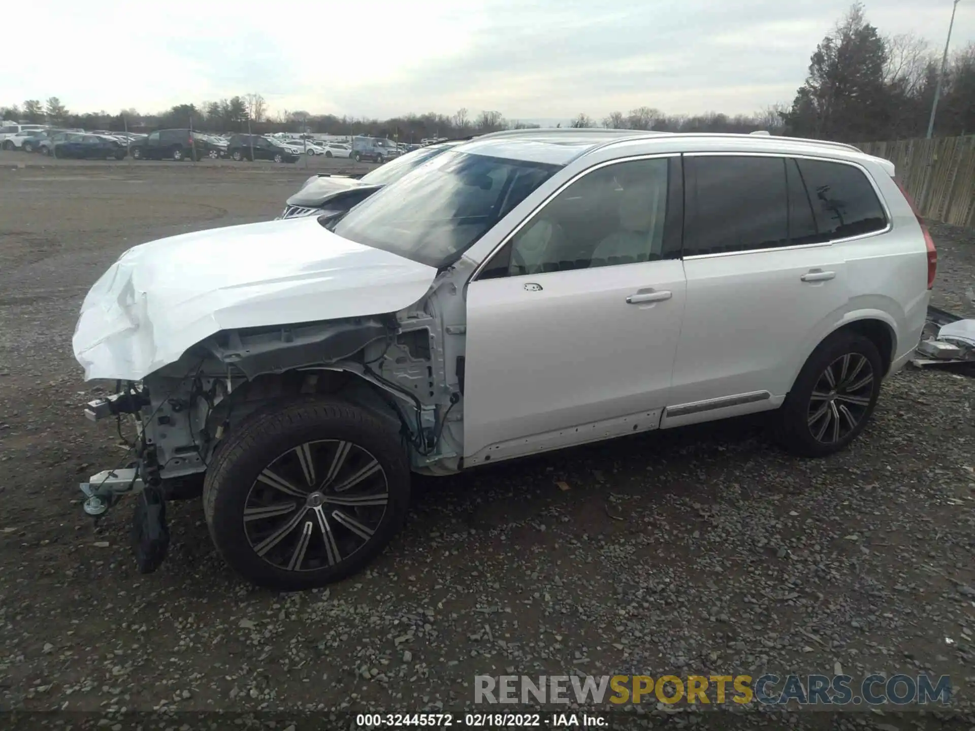 1 Photograph of a damaged car YV4A221L7L1620407 VOLVO XC90 2020