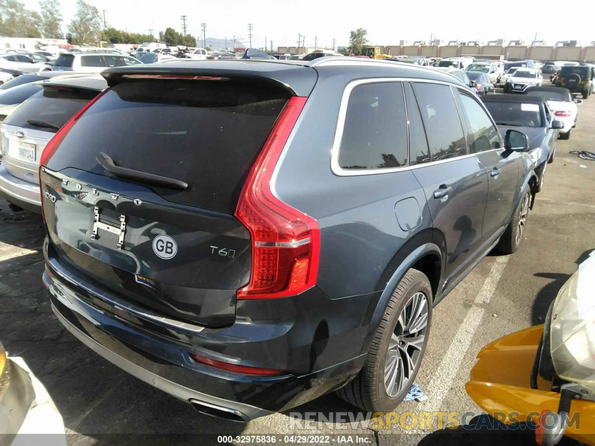 4 Photograph of a damaged car YV4A22PK0L1601308 VOLVO XC90 2020