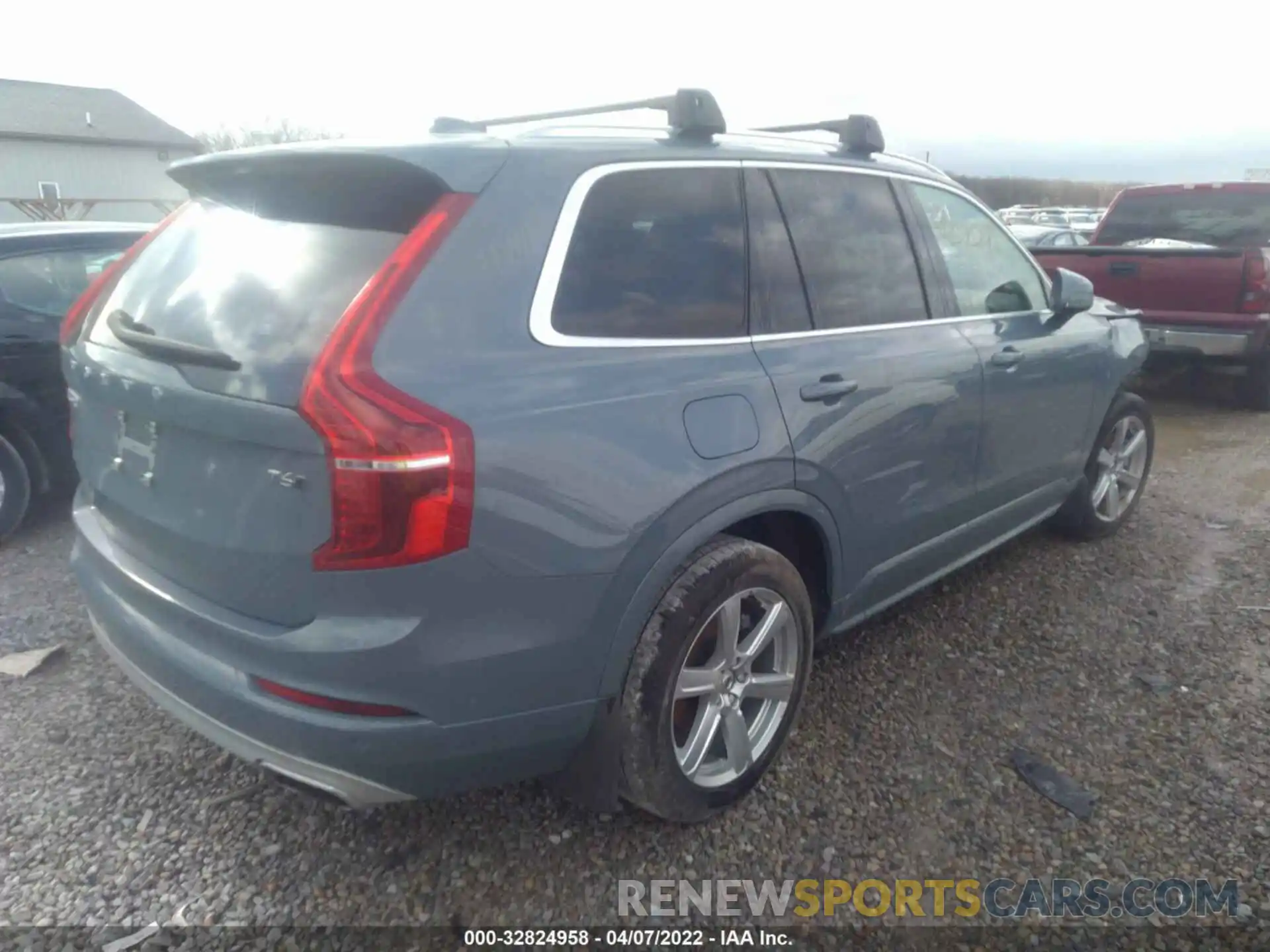 4 Фотография поврежденного автомобиля YV4A22PK0L1611482 VOLVO XC90 2020