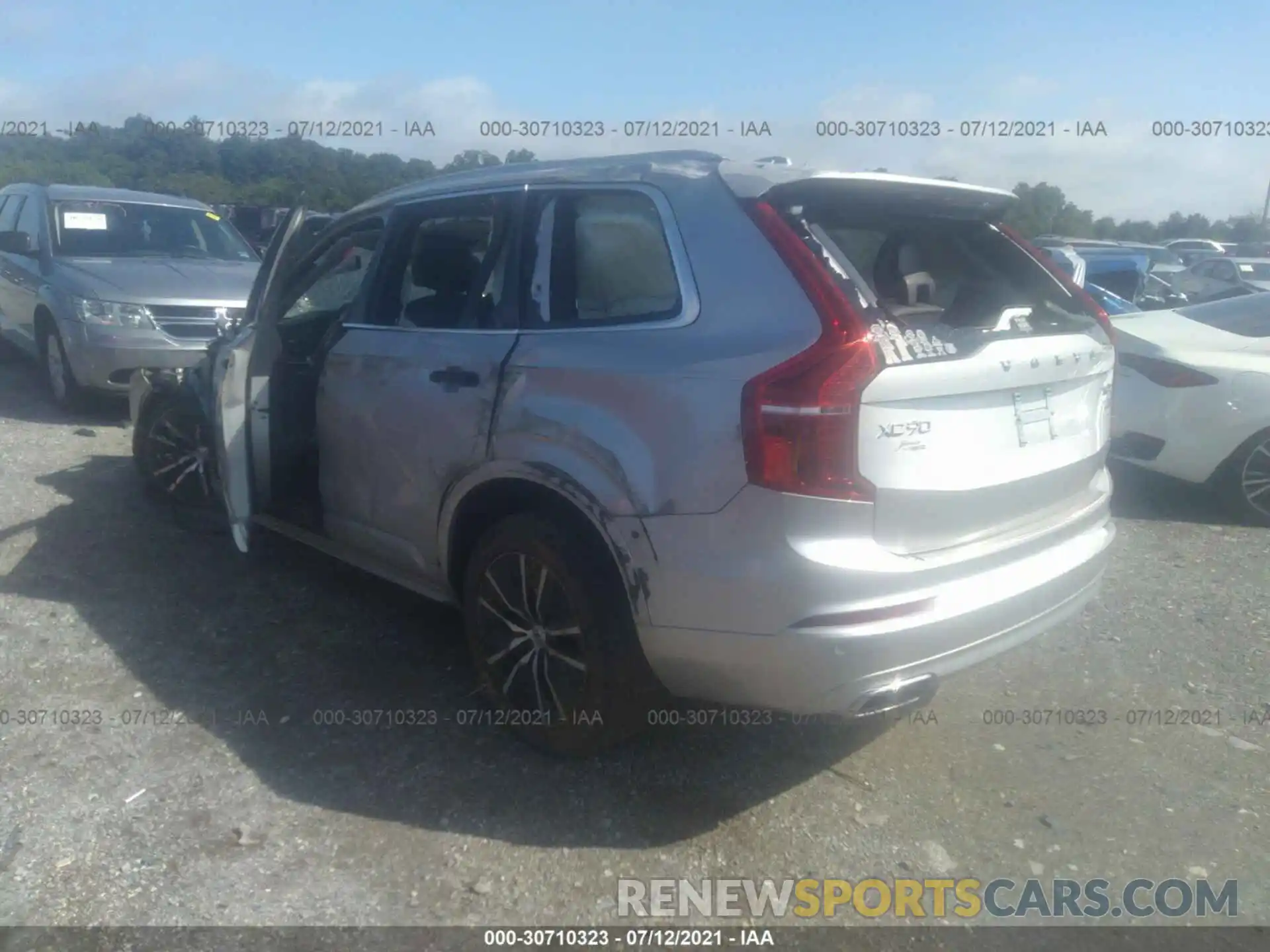 3 Photograph of a damaged car YV4A22PK2L1550488 VOLVO XC90 2020