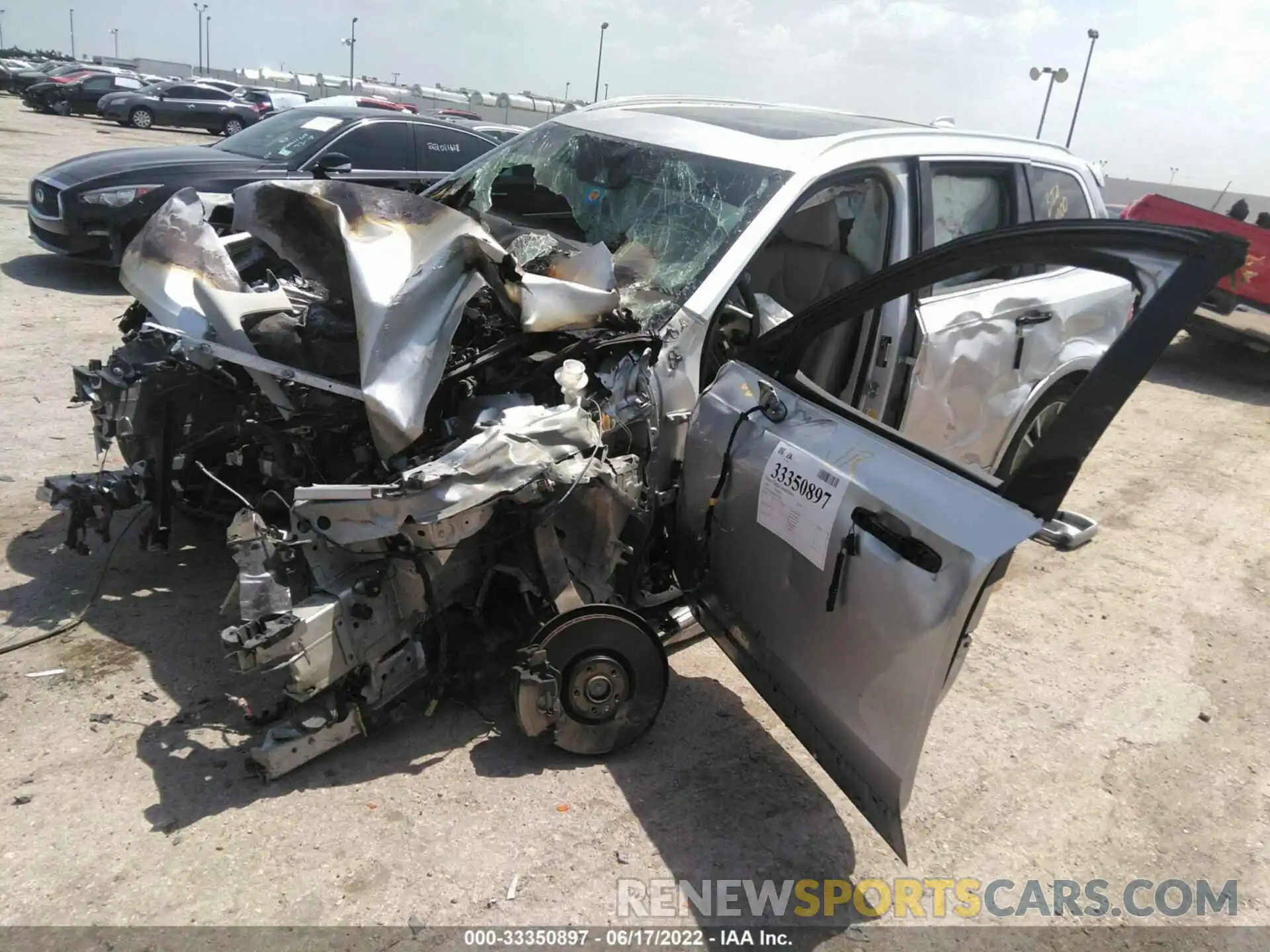 2 Photograph of a damaged car YV4A22PK3L1530735 VOLVO XC90 2020