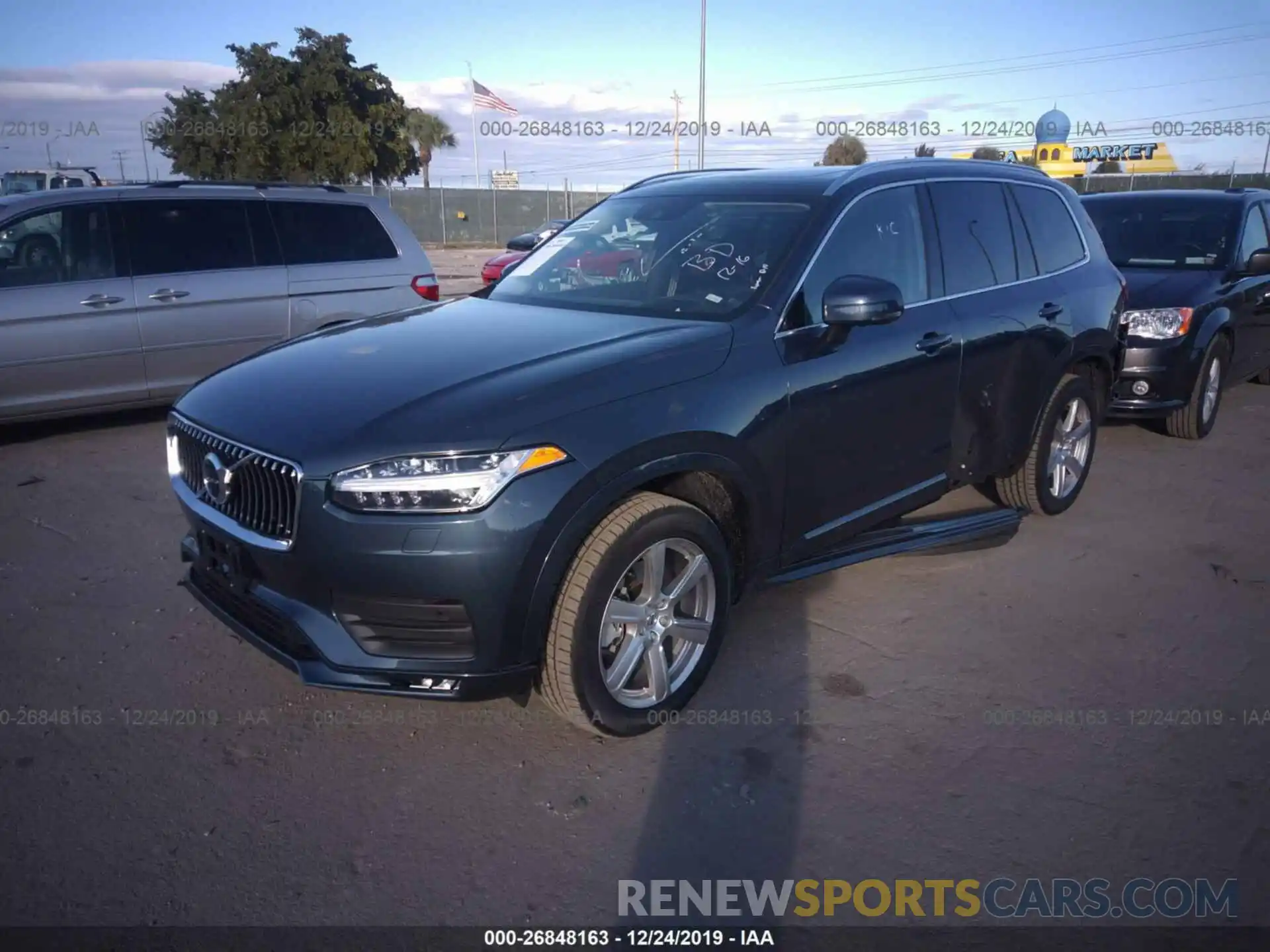 2 Photograph of a damaged car YV4A22PK3L1572290 VOLVO XC90 2020