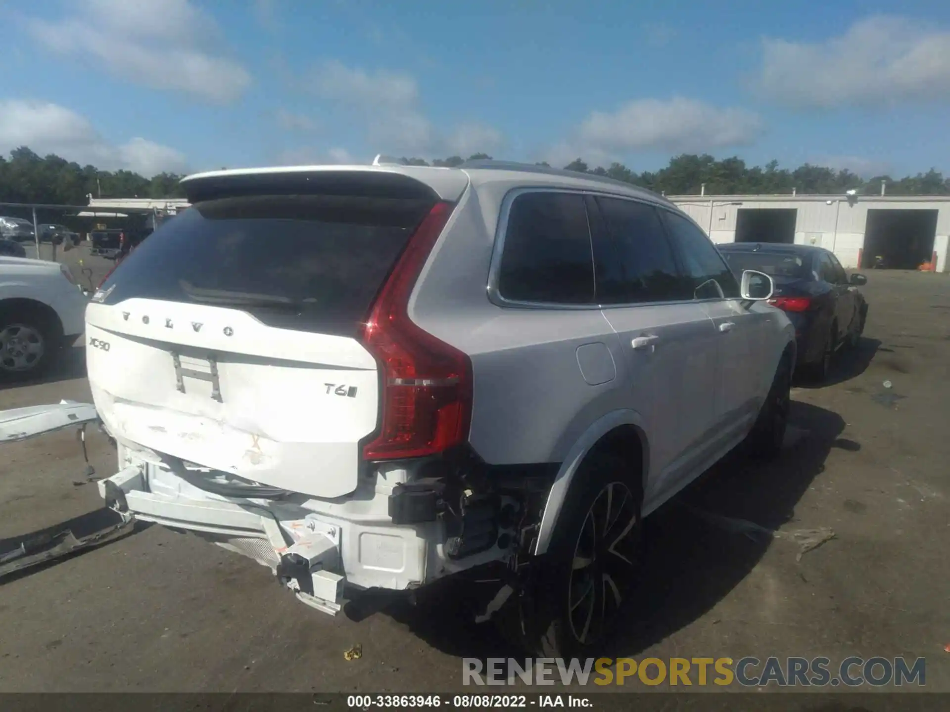 4 Photograph of a damaged car YV4A22PK5L1532275 VOLVO XC90 2020