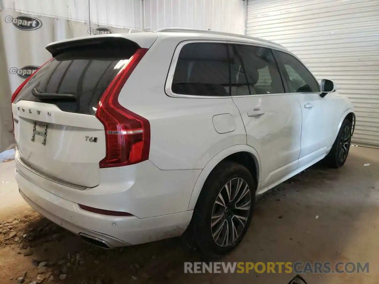 4 Photograph of a damaged car YV4A22PK5L1601370 VOLVO XC90 2020