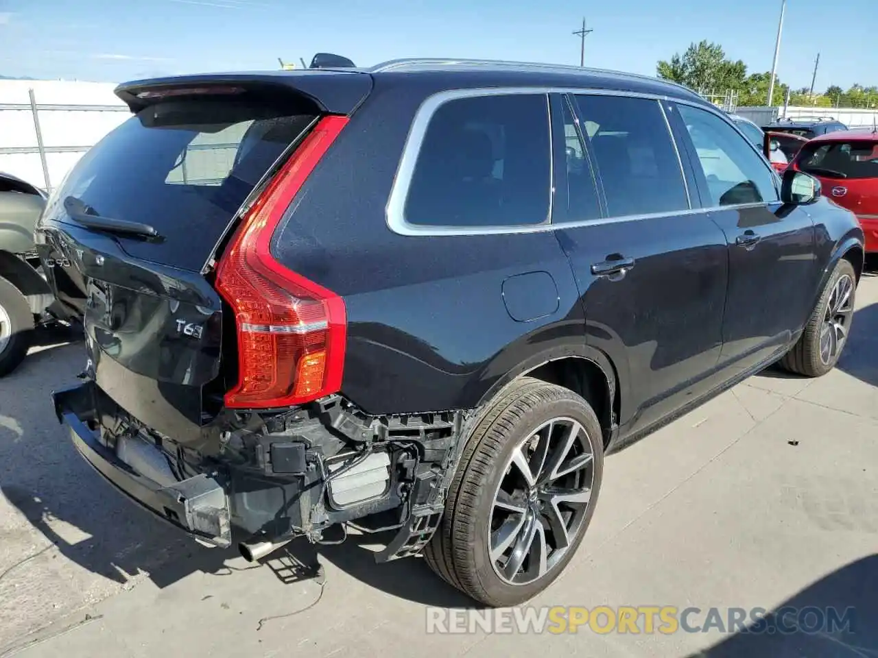 4 Photograph of a damaged car YV4A22PK5L1623398 VOLVO XC90 2020