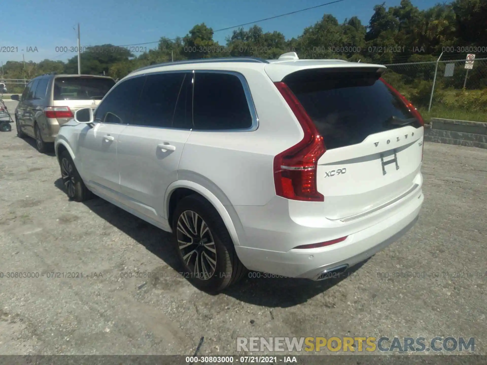 3 Photograph of a damaged car YV4A22PK6L1565222 VOLVO XC90 2020