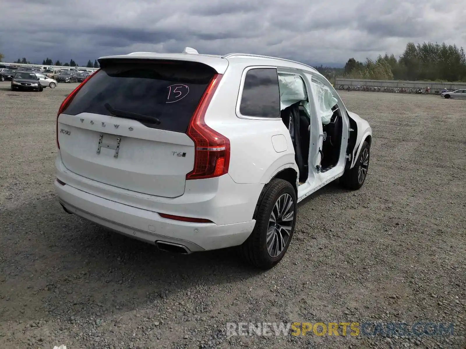 4 Photograph of a damaged car YV4A22PK7L1601600 VOLVO XC90 2020