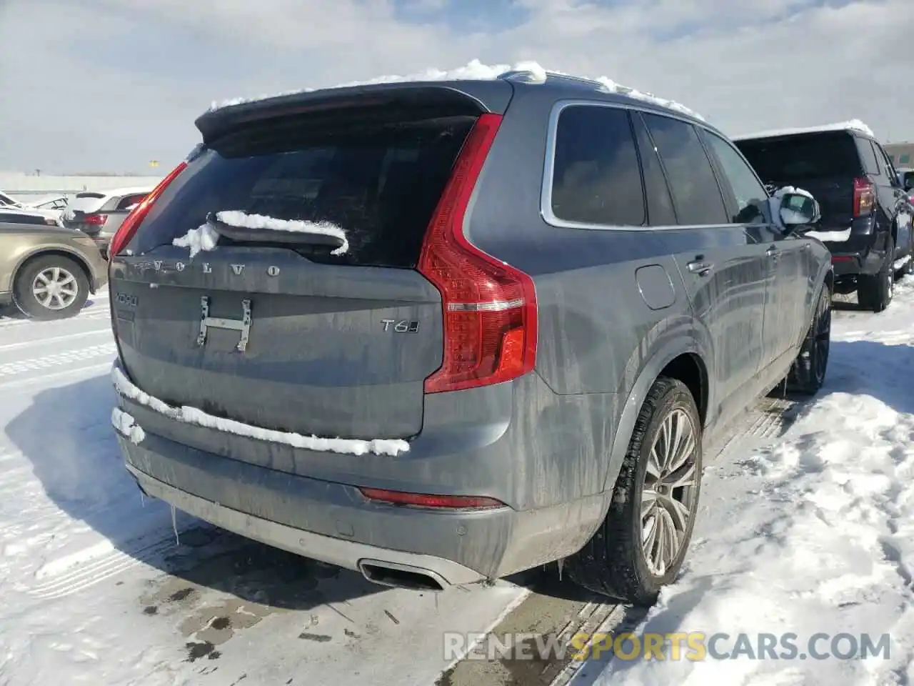 4 Photograph of a damaged car YV4A22PK7L1605727 VOLVO XC90 2020