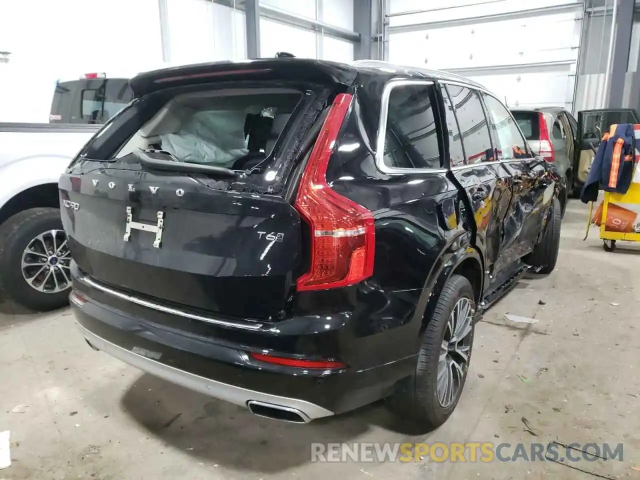 4 Photograph of a damaged car YV4A22PK9L1584492 VOLVO XC90 2020