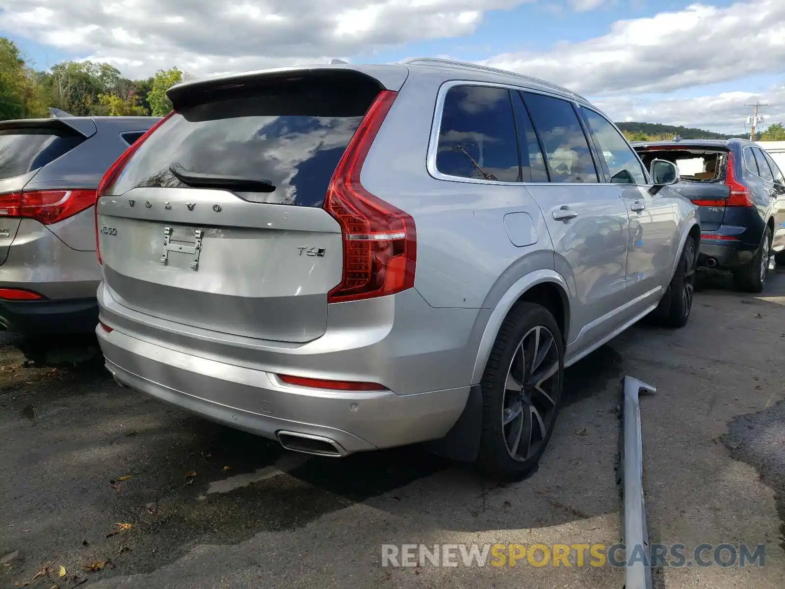 4 Photograph of a damaged car YV4A22PKXL1580953 VOLVO XC90 2020