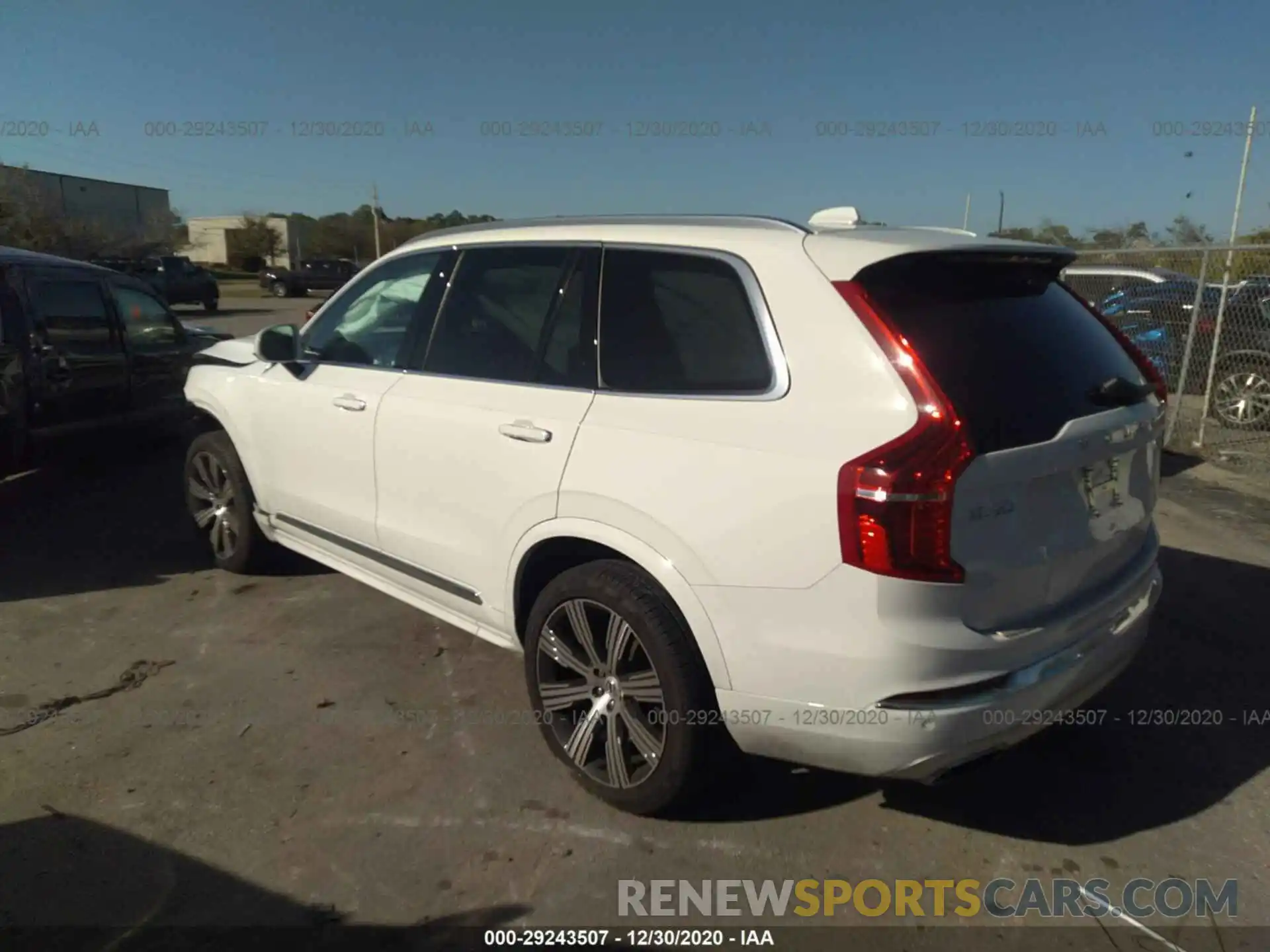 3 Photograph of a damaged car YV4A22PL1L1556906 VOLVO XC90 2020