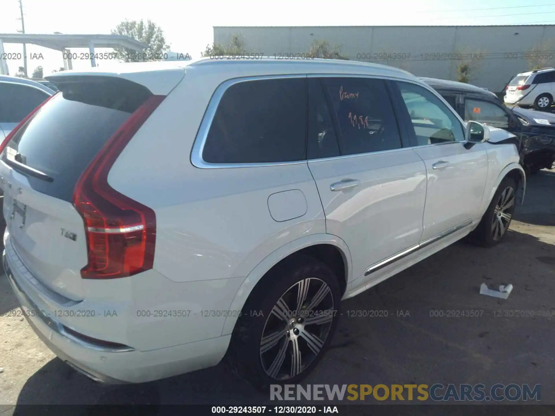 4 Photograph of a damaged car YV4A22PL1L1556906 VOLVO XC90 2020