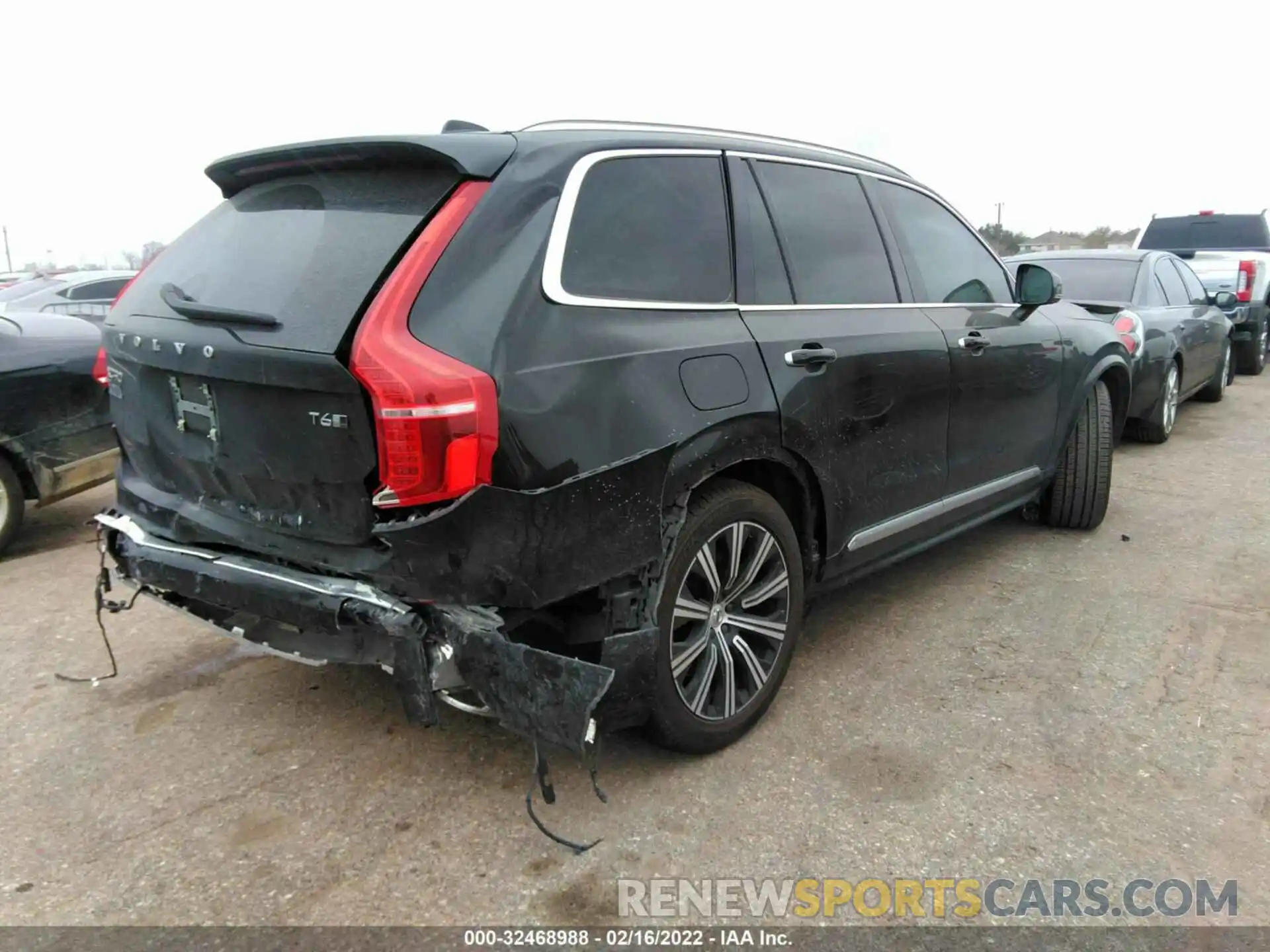 4 Фотография поврежденного автомобиля YV4A22PL2L1558888 VOLVO XC90 2020