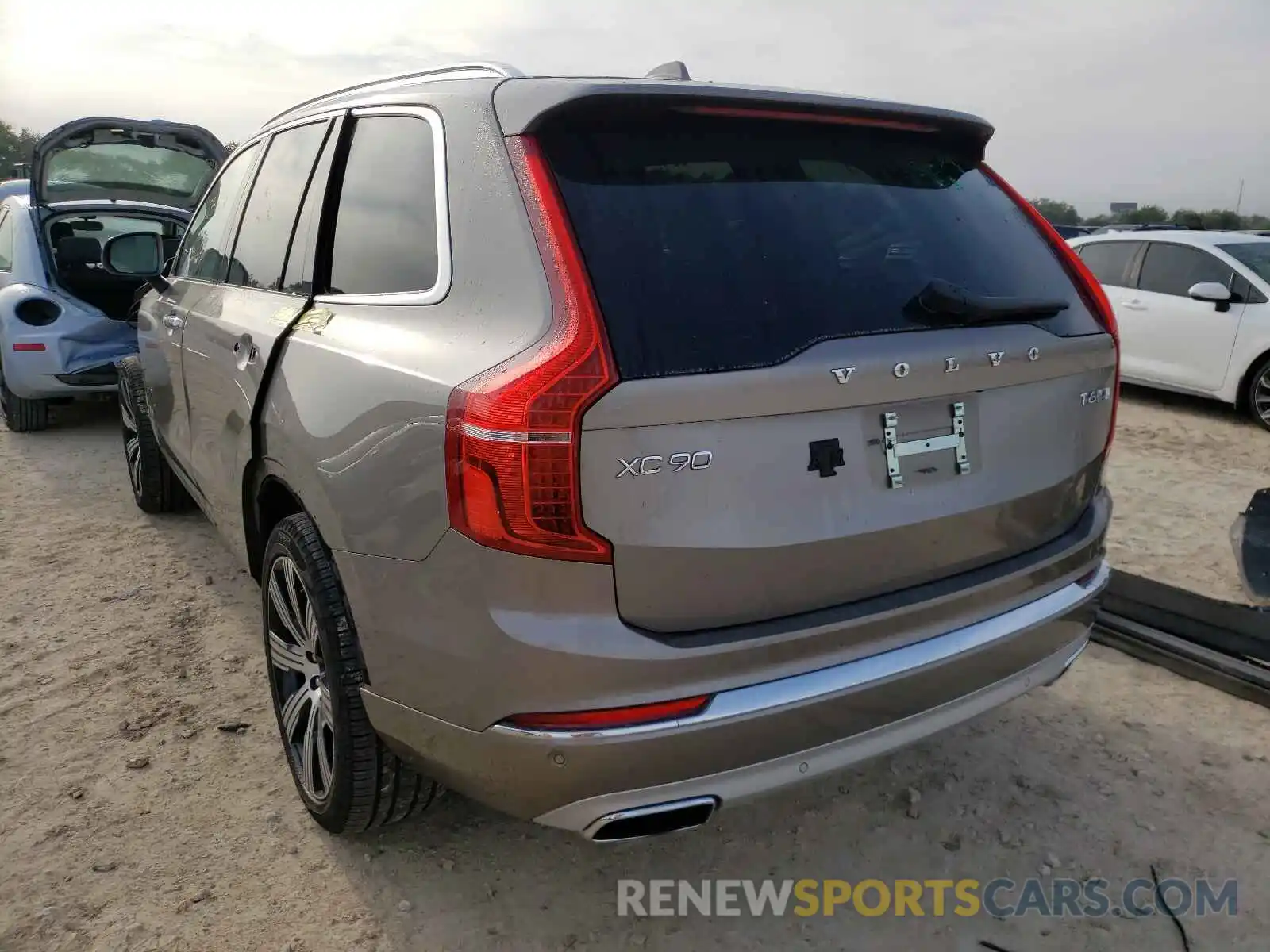 3 Photograph of a damaged car YV4A22PL2L1573164 VOLVO XC90 2020