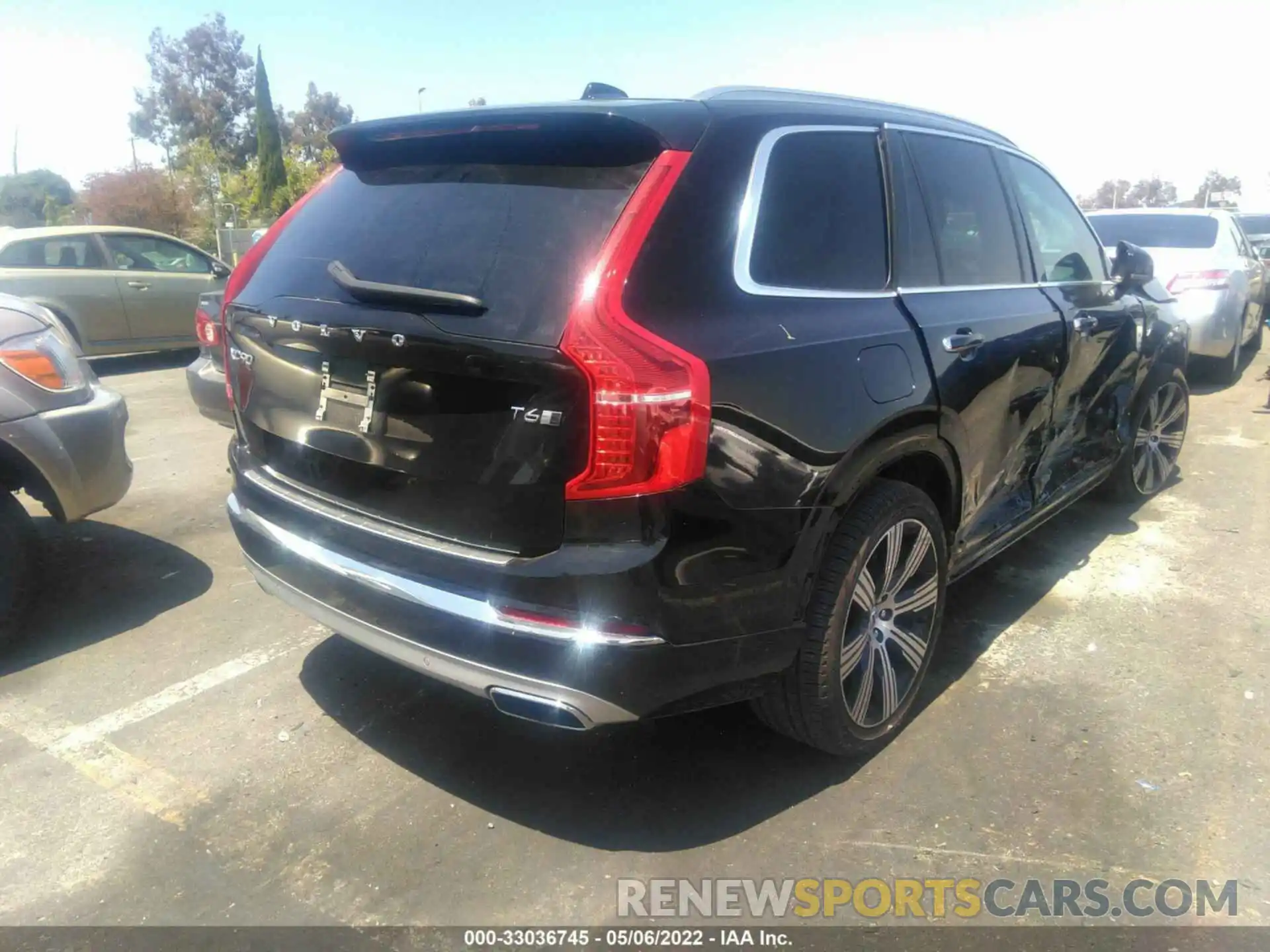 4 Photograph of a damaged car YV4A22PL2L1618233 VOLVO XC90 2020