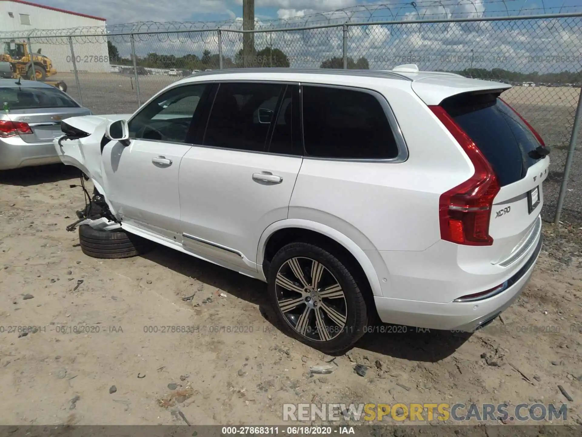 3 Photograph of a damaged car YV4A22PL3L1586344 VOLVO XC90 2020