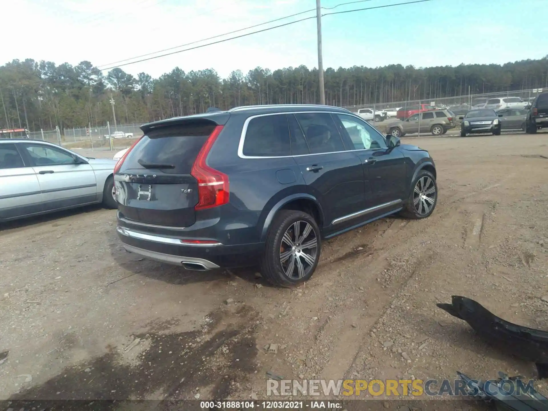 4 Photograph of a damaged car YV4A22PL4L1603412 VOLVO XC90 2020