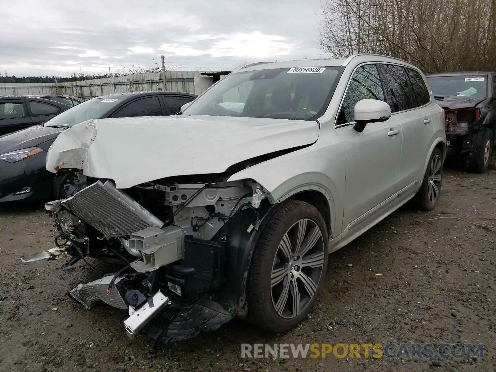 2 Photograph of a damaged car YV4A22PL4L1611073 VOLVO XC90 2020