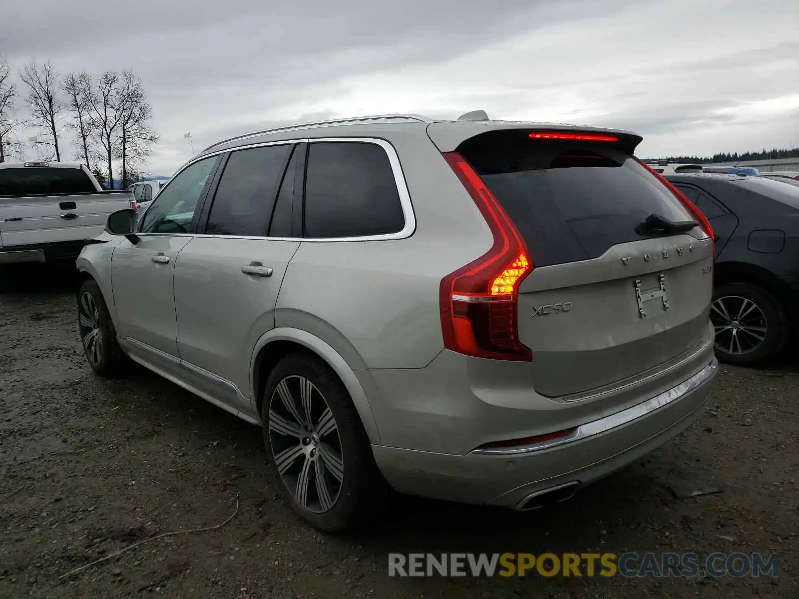 3 Photograph of a damaged car YV4A22PL4L1611073 VOLVO XC90 2020