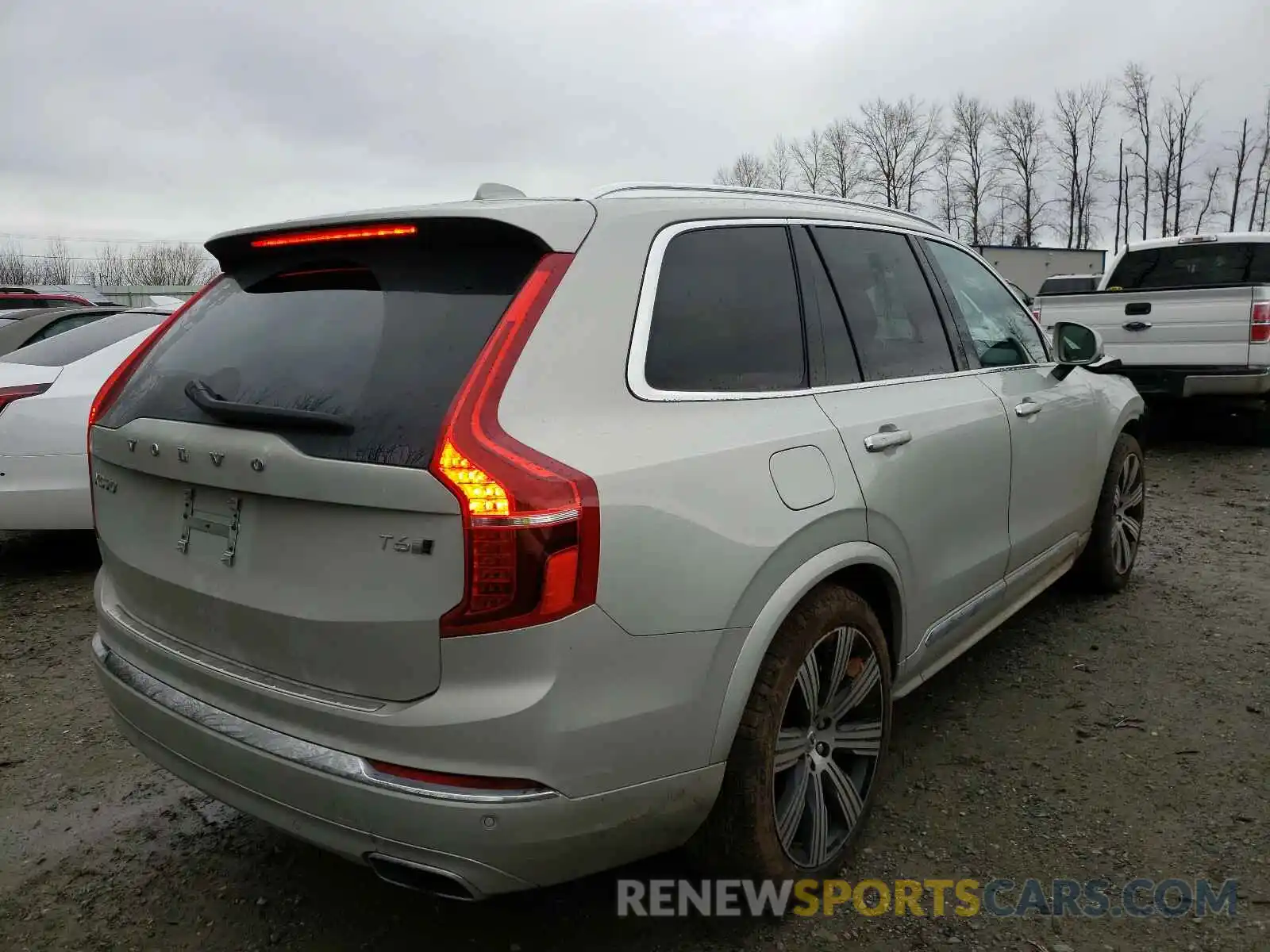 4 Photograph of a damaged car YV4A22PL4L1611073 VOLVO XC90 2020