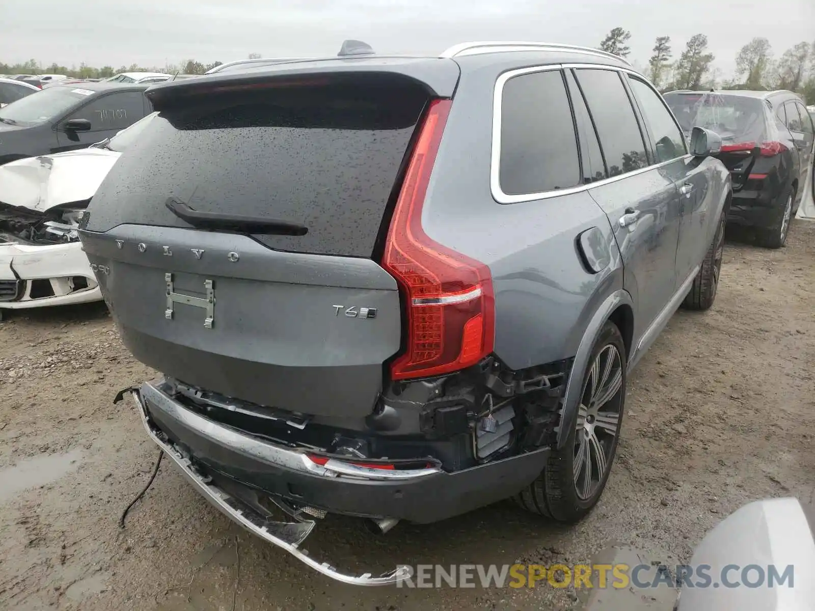 4 Photograph of a damaged car YV4A22PL5L1578889 VOLVO XC90 2020