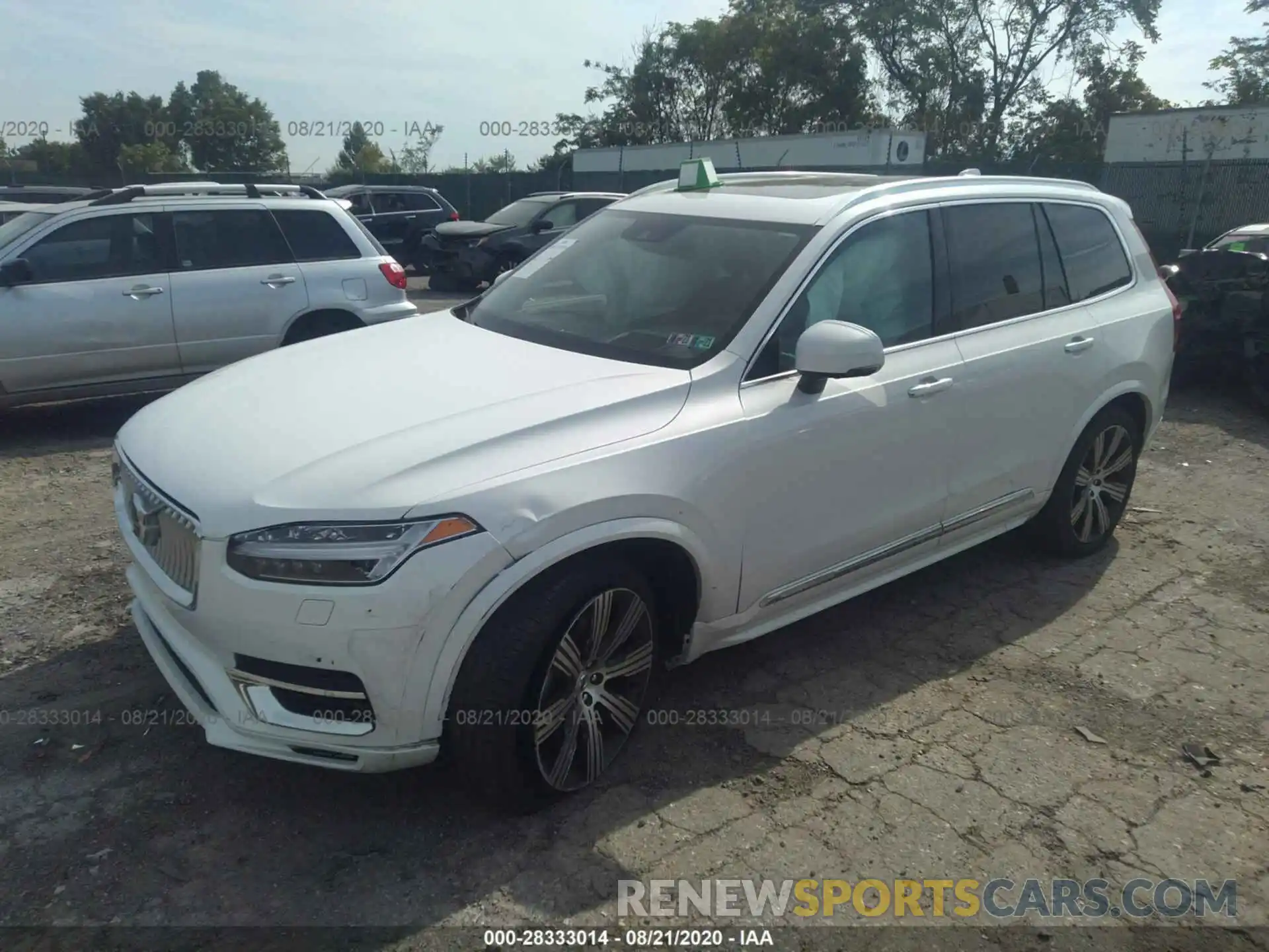 2 Photograph of a damaged car YV4A22PL5L1612328 VOLVO XC90 2020