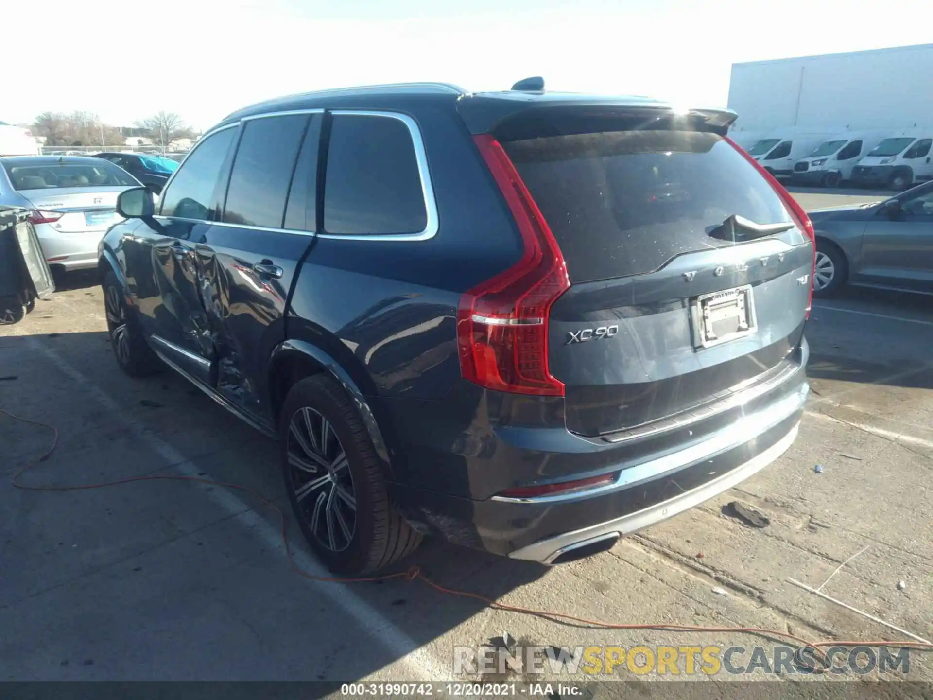 3 Photograph of a damaged car YV4A22PL7L1558921 VOLVO XC90 2020