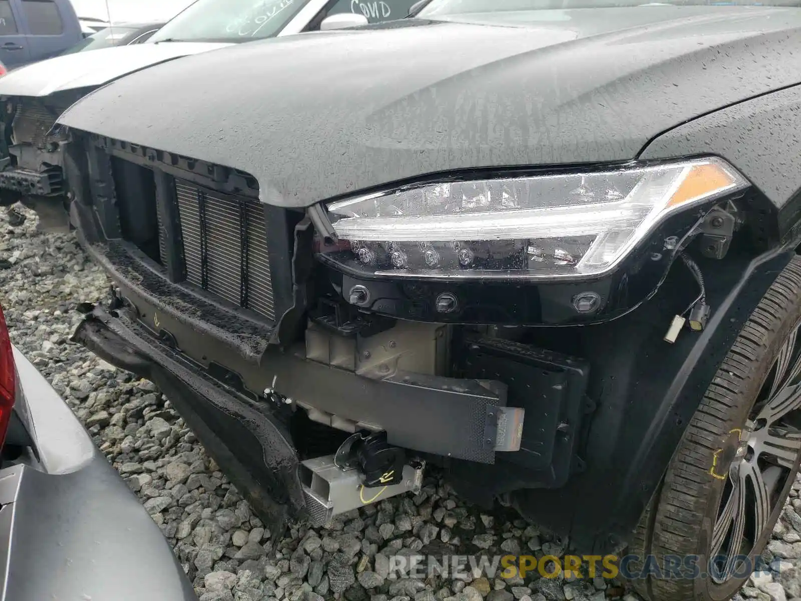 9 Photograph of a damaged car YV4A22PL7L1566579 VOLVO XC90 2020