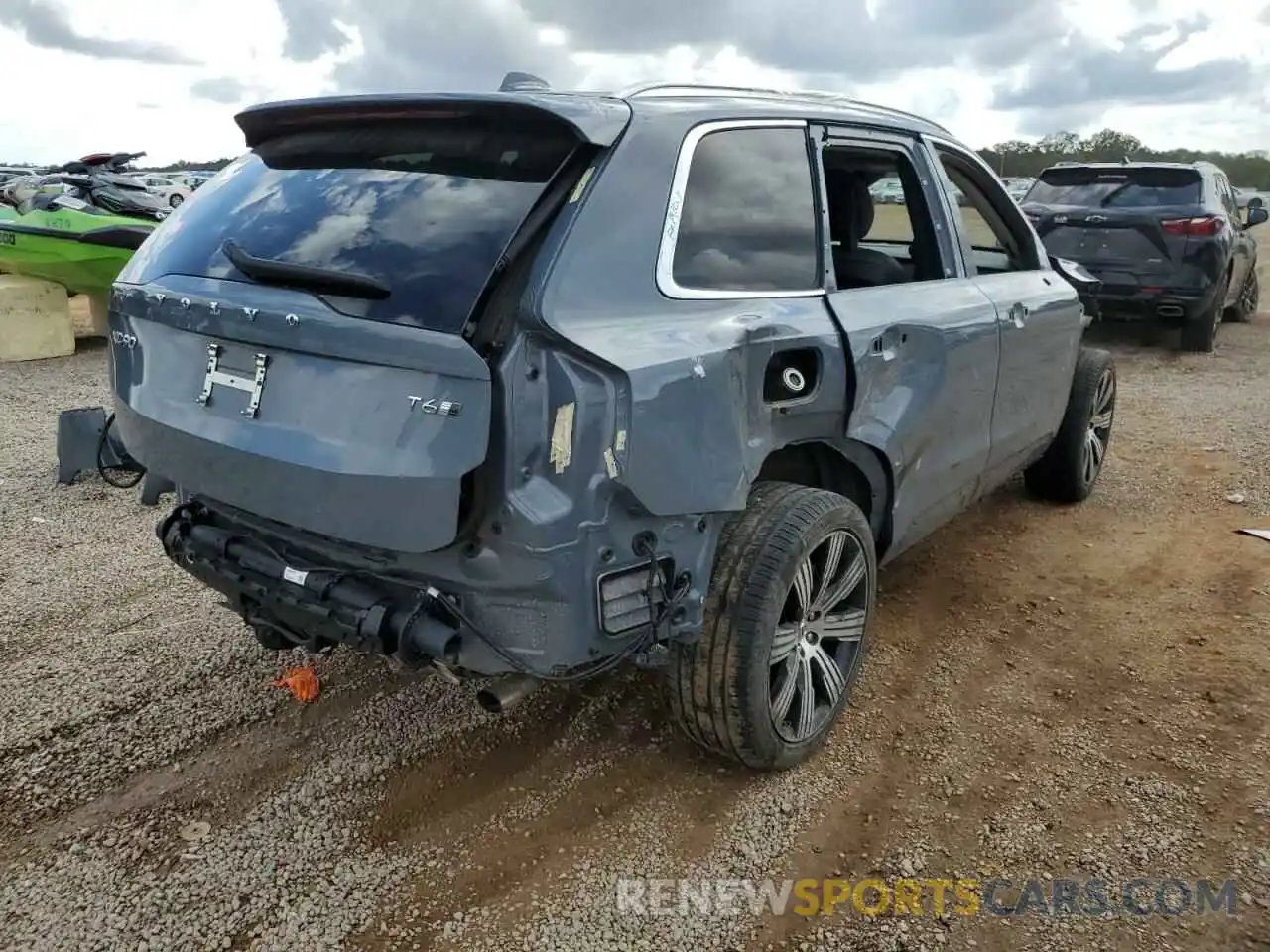 4 Photograph of a damaged car YV4A22PL8L1576733 VOLVO XC90 2020