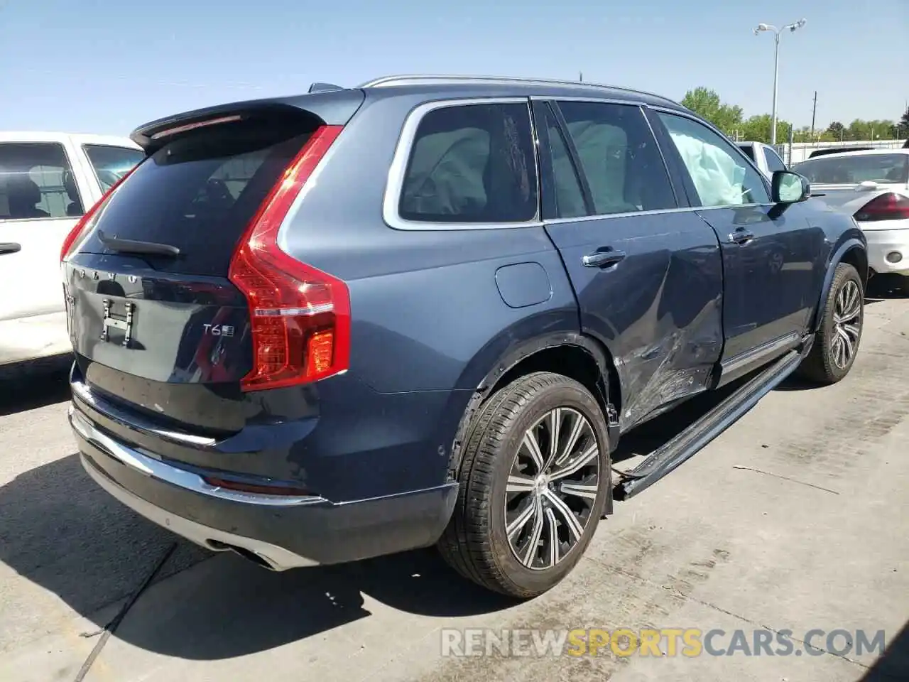 4 Photograph of a damaged car YV4A22PL8L1599171 VOLVO XC90 2020