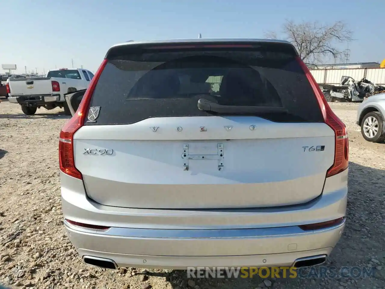 6 Photograph of a damaged car YV4A22PL8L1612453 VOLVO XC90 2020