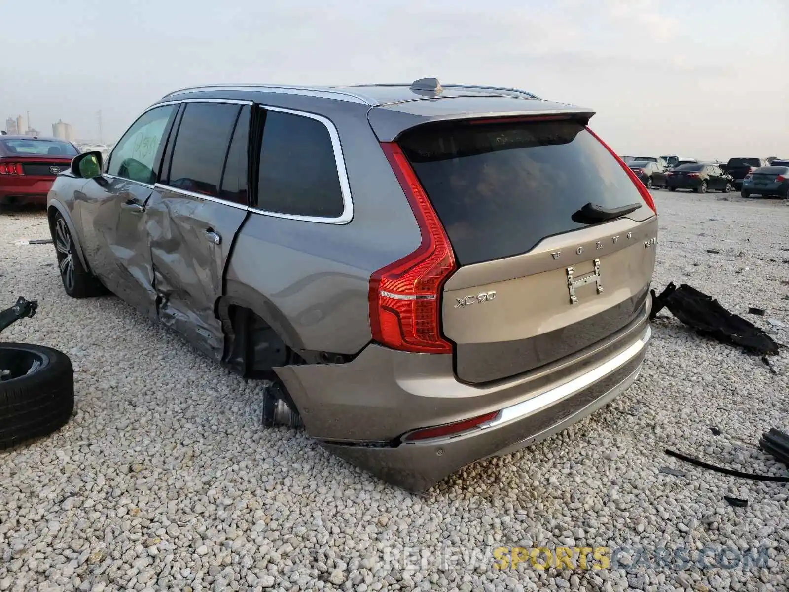 3 Фотография поврежденного автомобиля YV4A22PL9L1578863 VOLVO XC90 2020