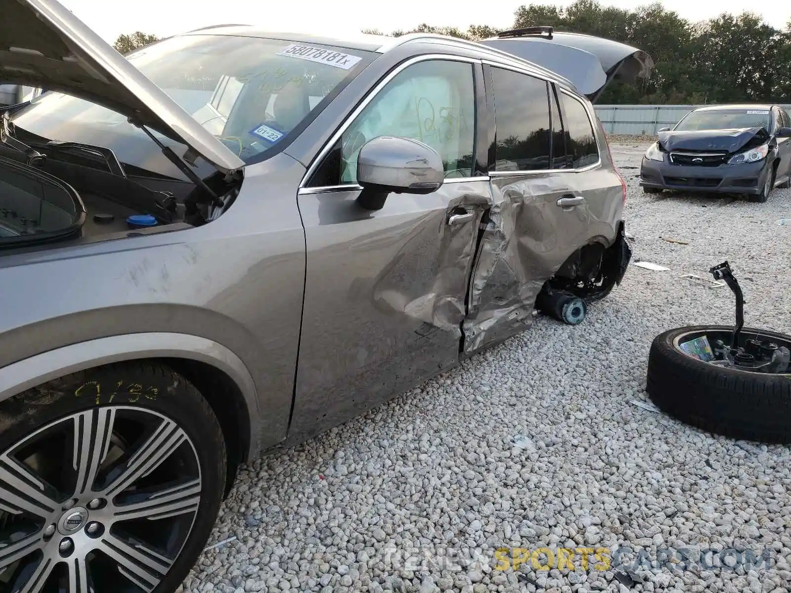 9 Photograph of a damaged car YV4A22PL9L1578863 VOLVO XC90 2020