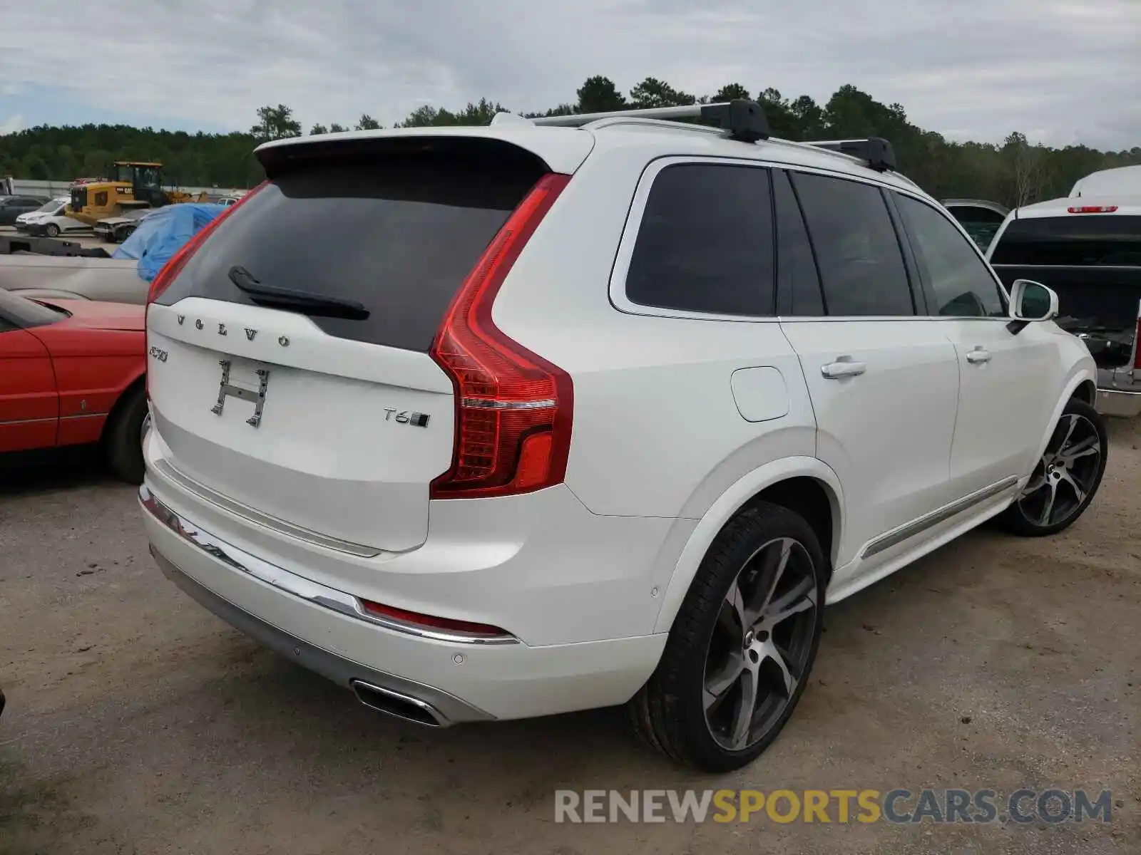 4 Photograph of a damaged car YV4A22PL9L1614096 VOLVO XC90 2020