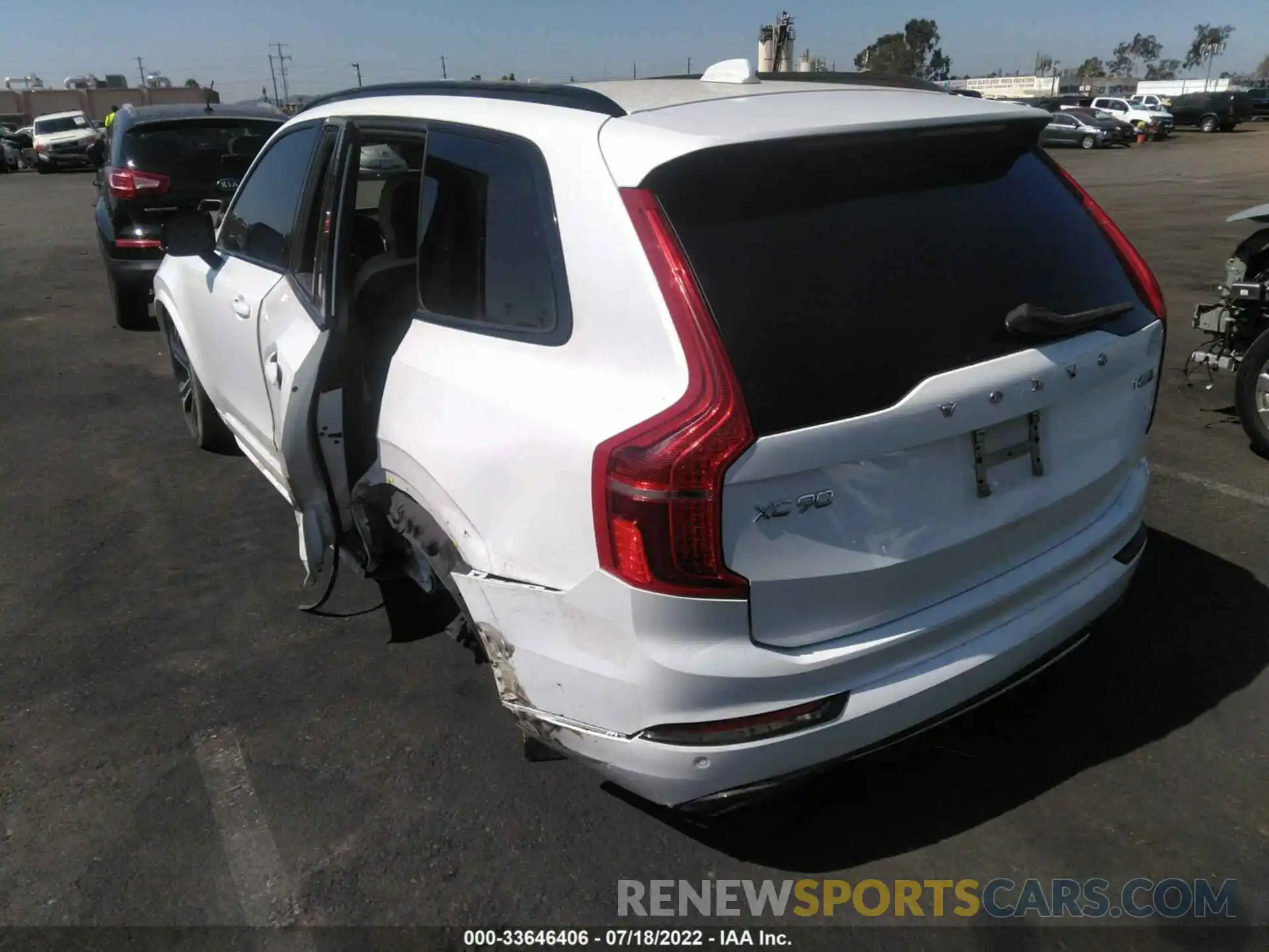 3 Photograph of a damaged car YV4A22PM9L1542079 VOLVO XC90 2020